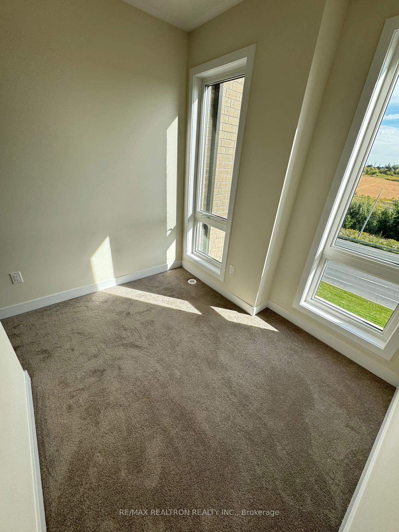 Photo 31 of 43 Mikayla Lane, Markham, Cornell — HOMEH