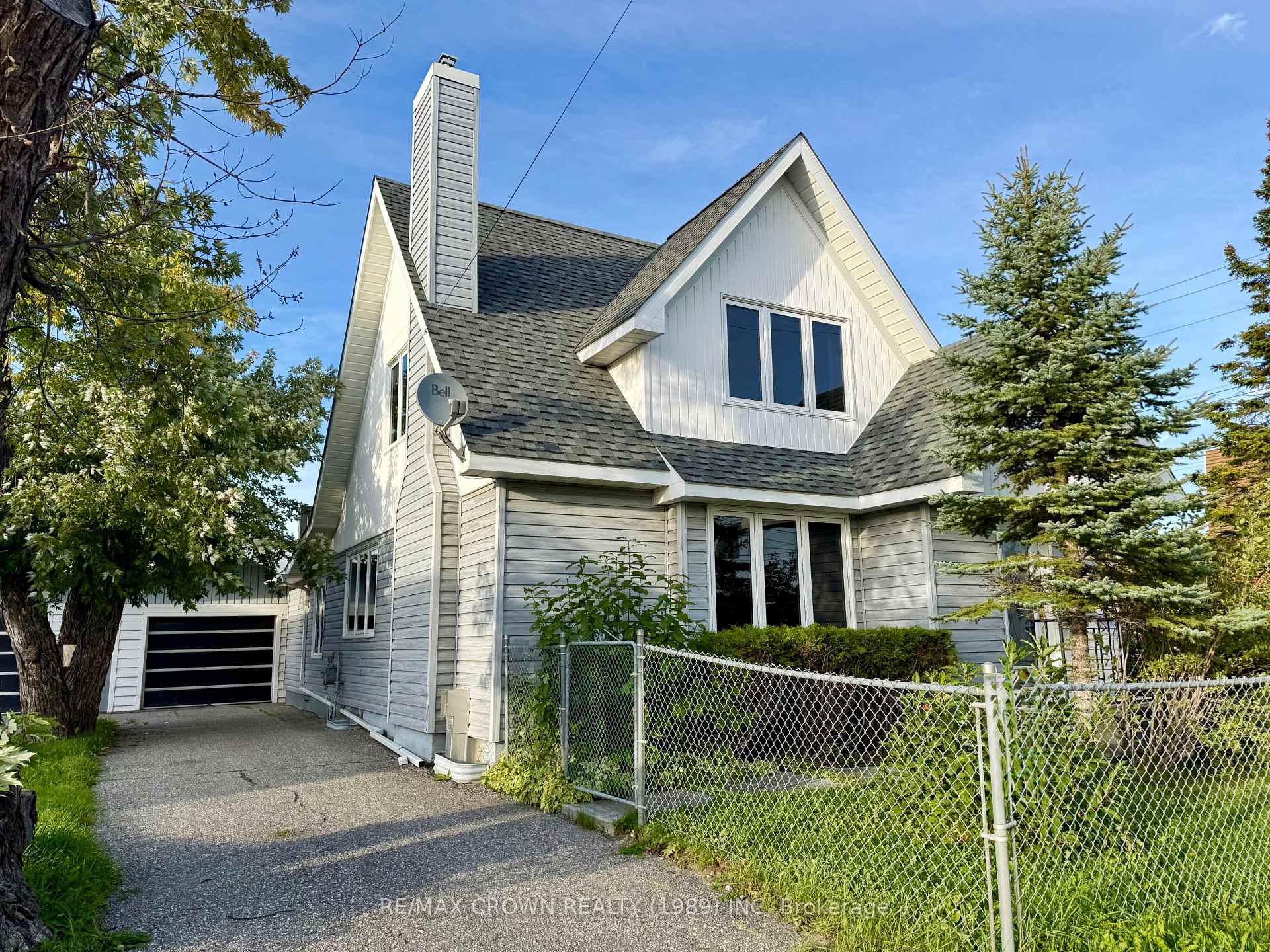 Photo 12 of 900 Prince Street, Hearst — HOMEH