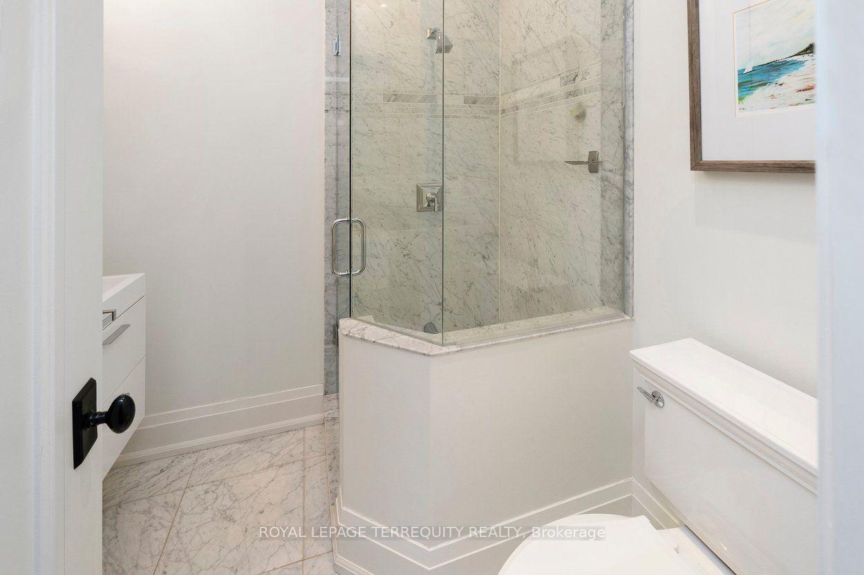 Photo 24 of 99 Dunedin Drive, Etobicoke, Kingsway South — HOMEH