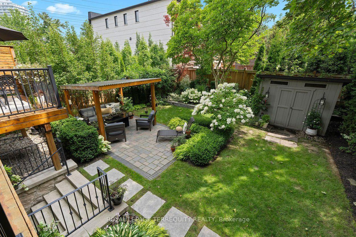 Photo 32 of 99 Dunedin Drive, Etobicoke, Kingsway South — HOMEH