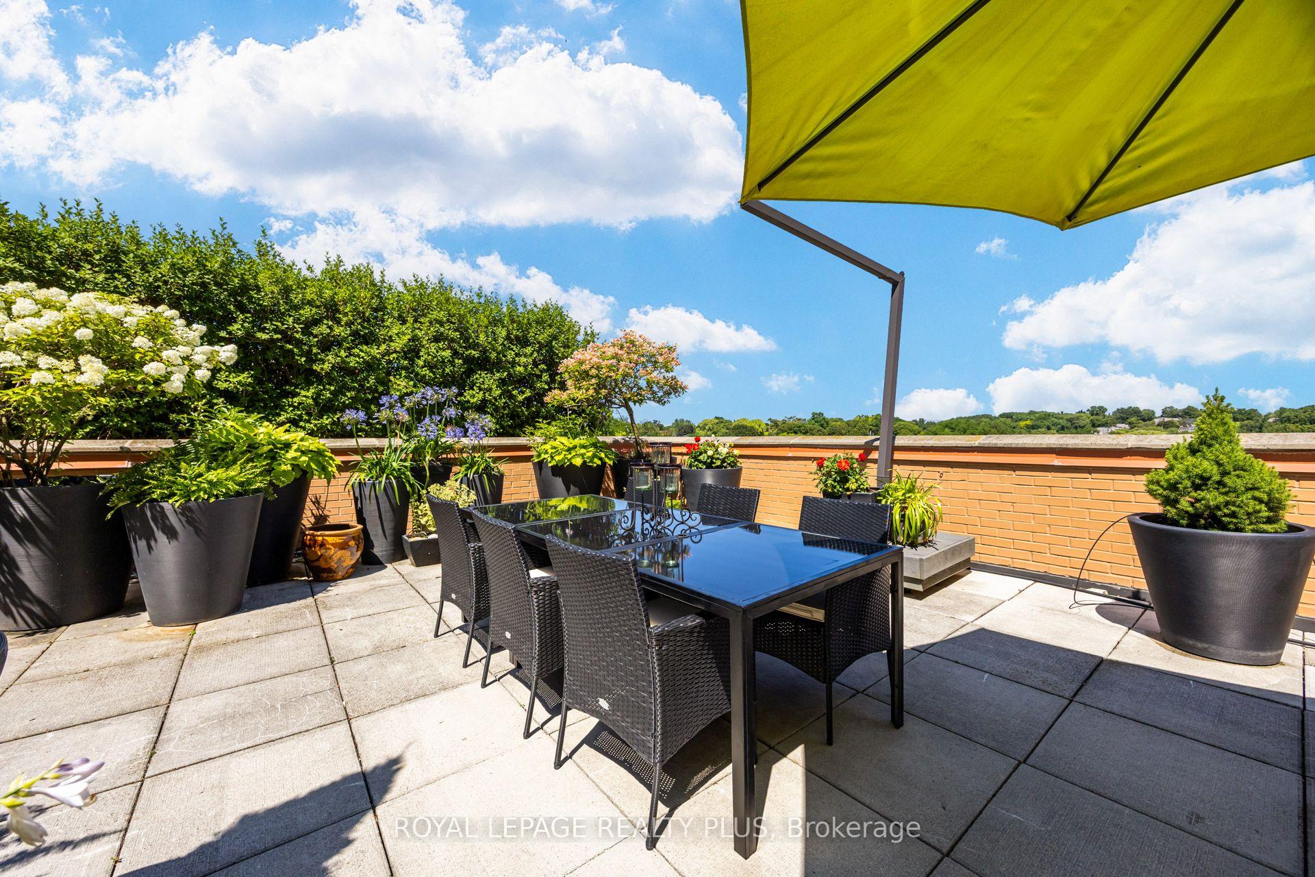 Photo 24 of Unit 704, 260 Heath Street W, Toronto, Forest Hill South — HOMEH