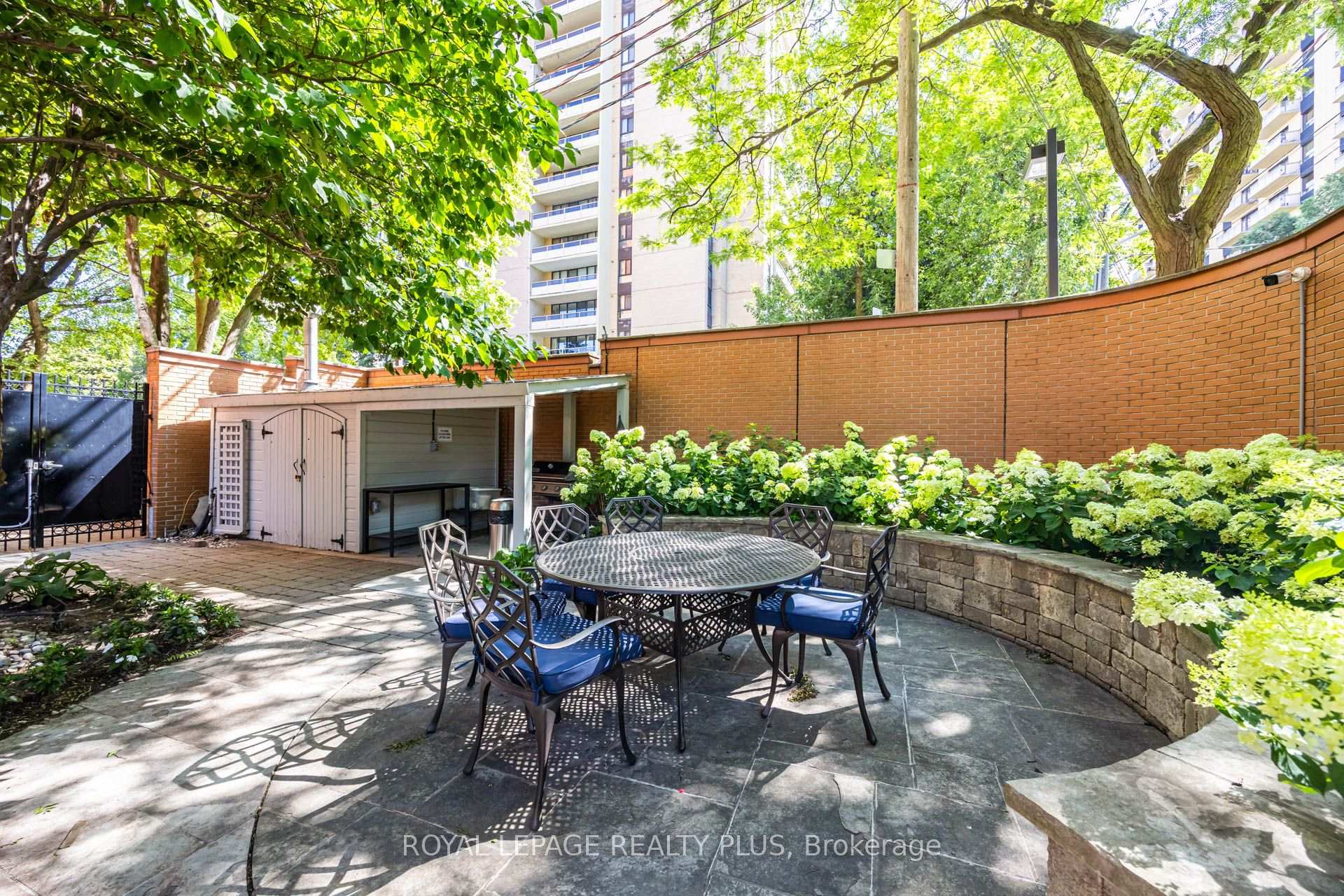 Photo 28 of Unit 704, 260 Heath Street W, Toronto, Forest Hill South — HOMEH