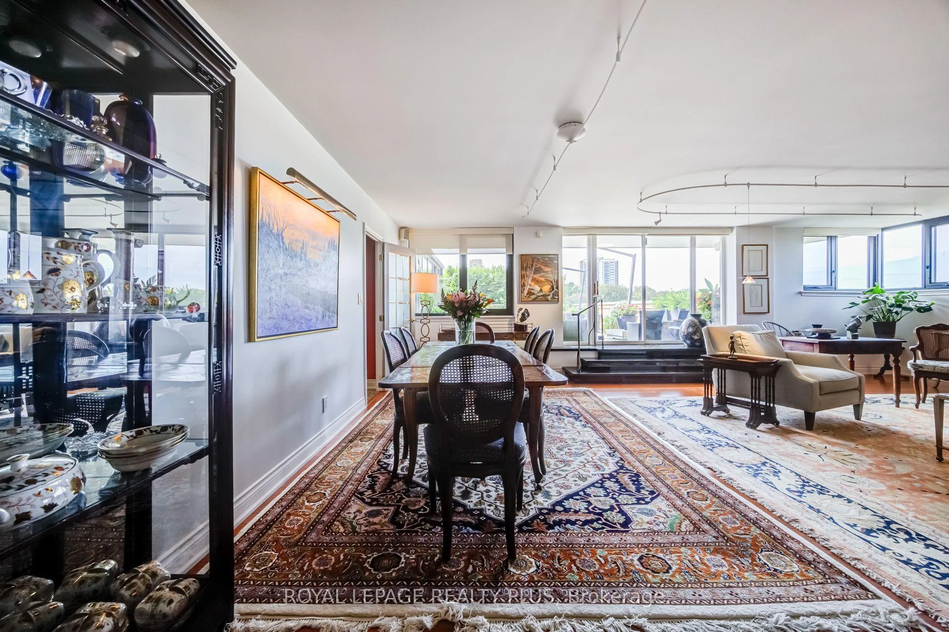 Photo 10 of Unit 704, 260 Heath Street W, Toronto, Forest Hill South — HOMEH
