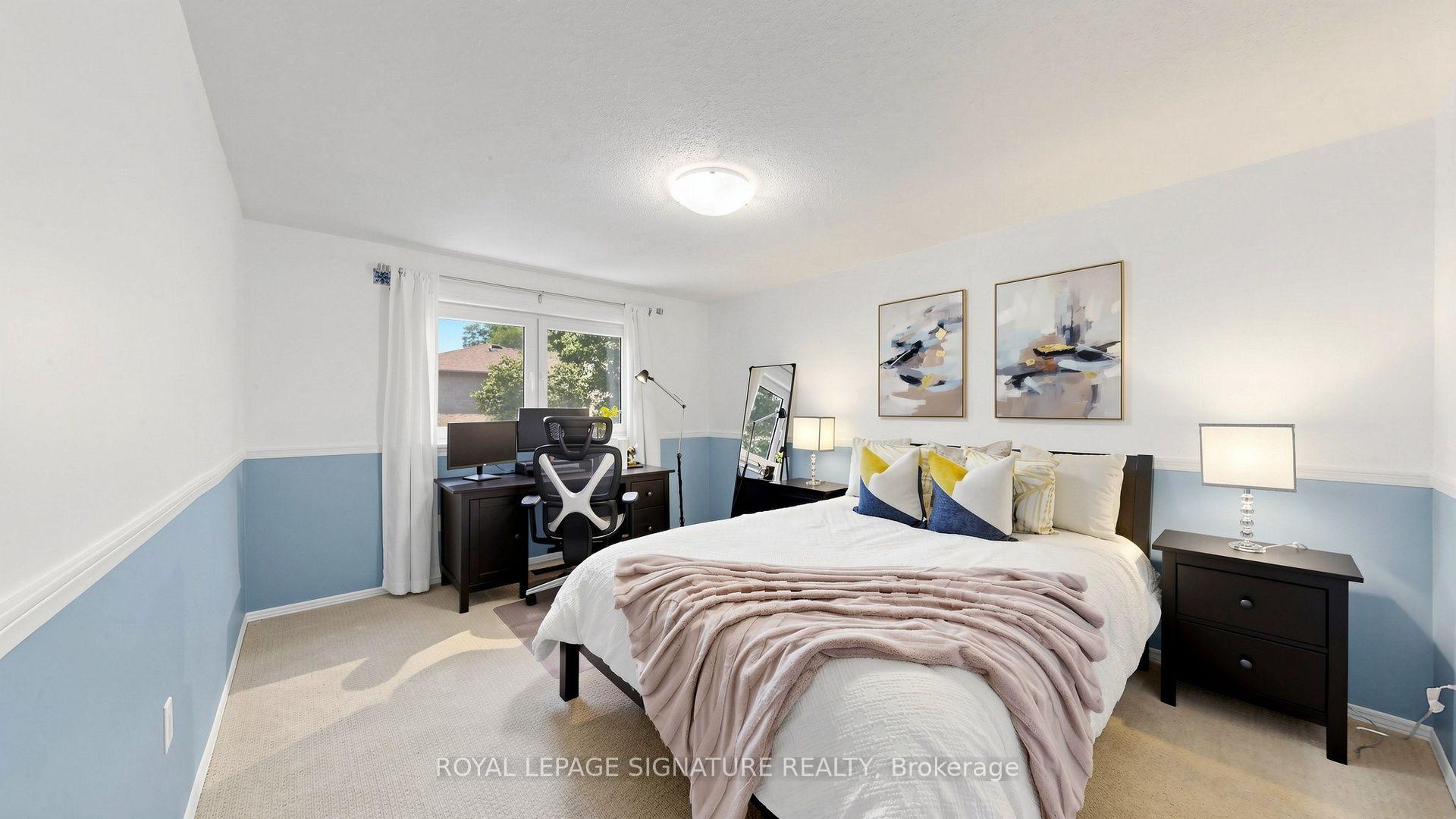 Photo 15 of 16 Meyer Circle, Markham, Markham Village — HOMEH