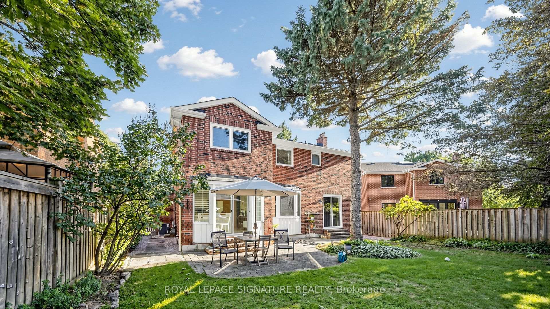 Photo 22 of 16 Meyer Circle, Markham, Markham Village — HOMEH