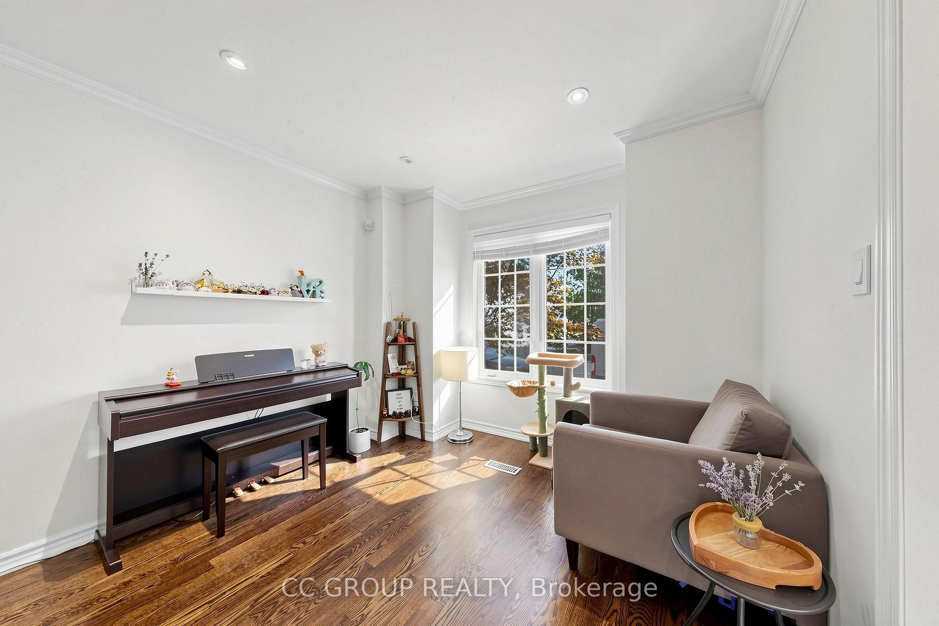 Photo 3 of 34 Glendennan Avenue, Markham, Cornell — HOMEH