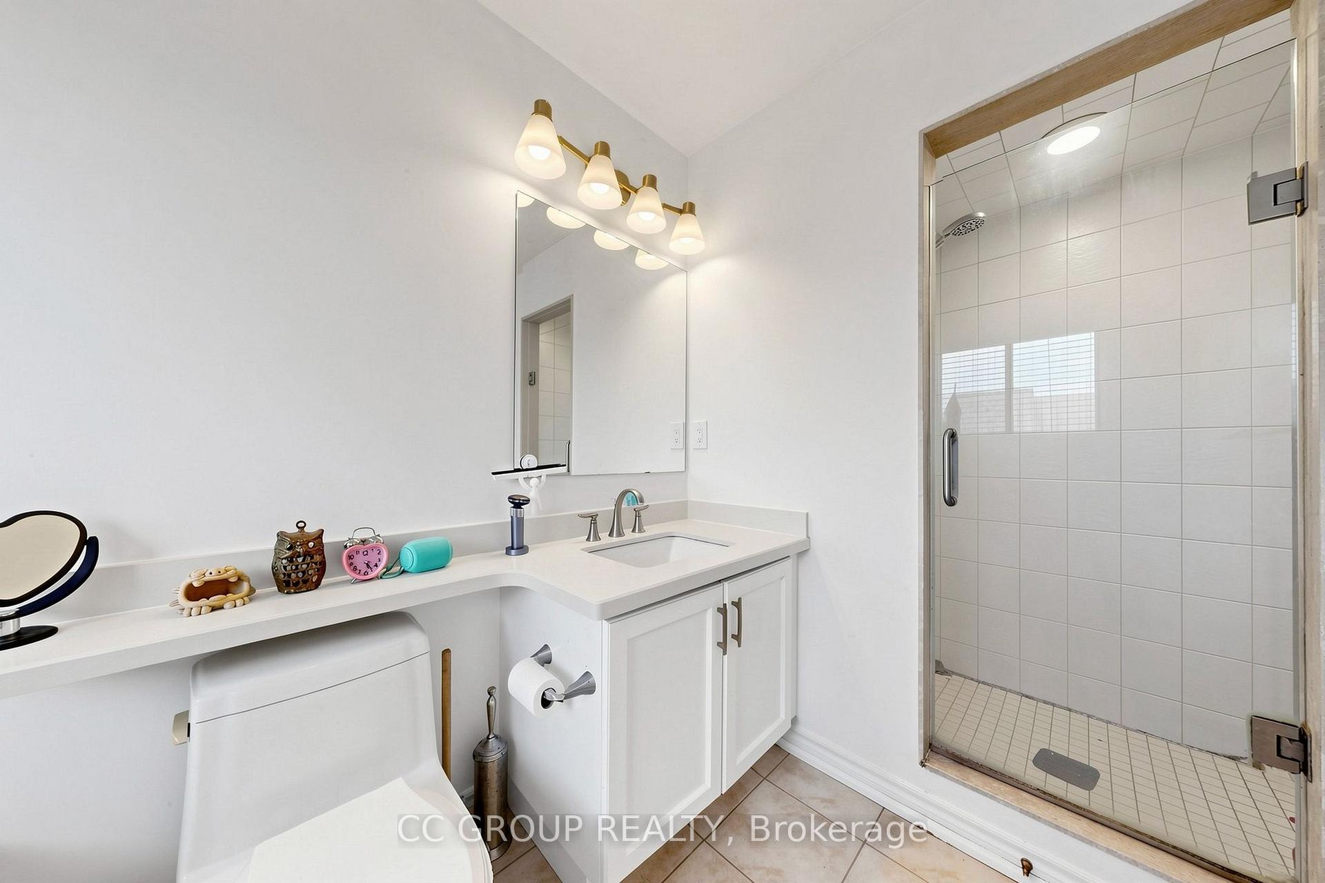 Photo 21 of 34 Glendennan Avenue, Markham, Cornell — HOMEH