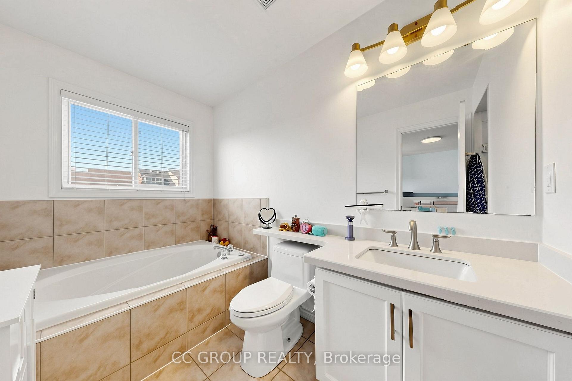 Photo 22 of 34 Glendennan Avenue, Markham, Cornell — HOMEH