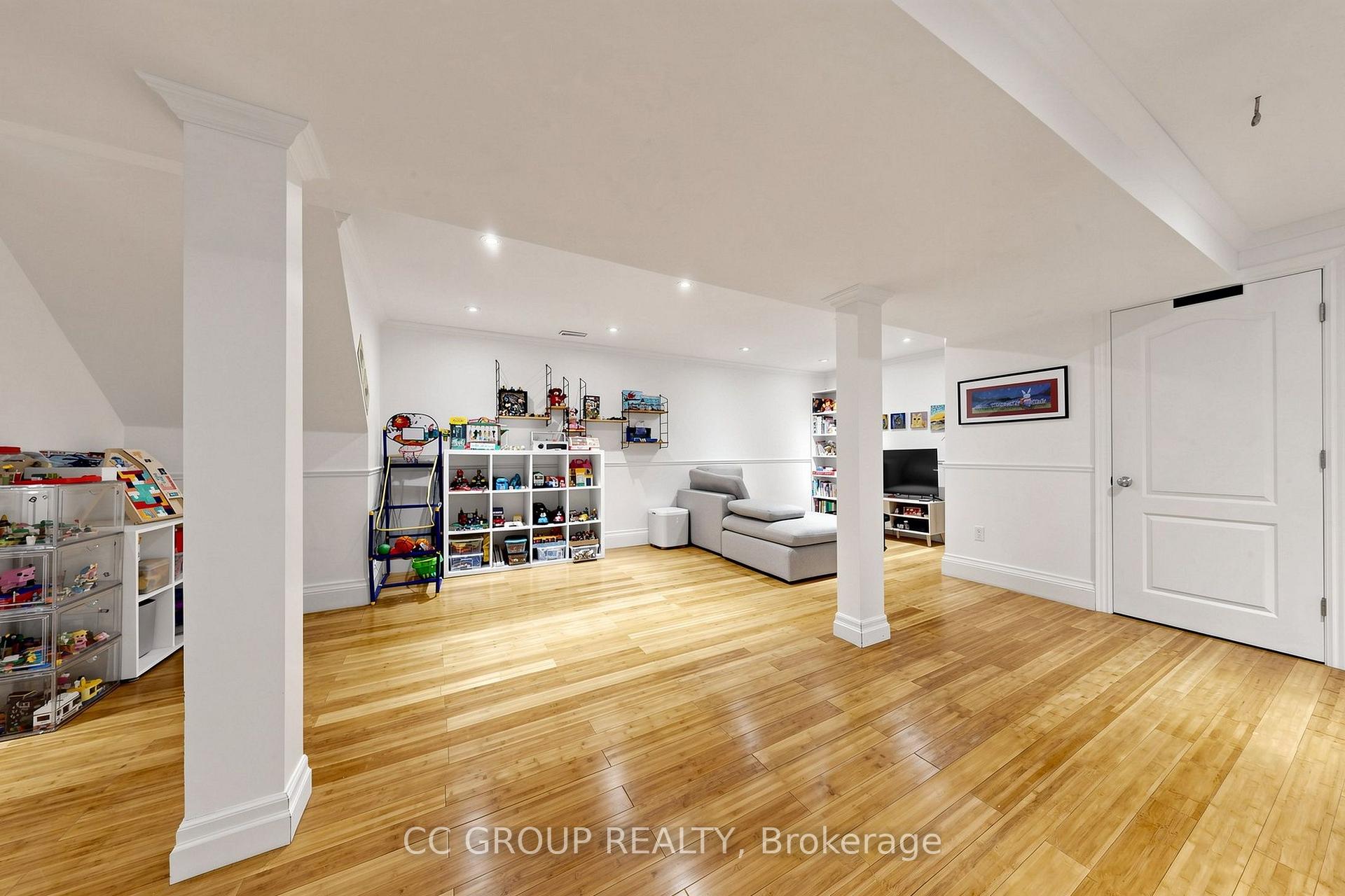 Photo 28 of 34 Glendennan Avenue, Markham, Cornell — HOMEH