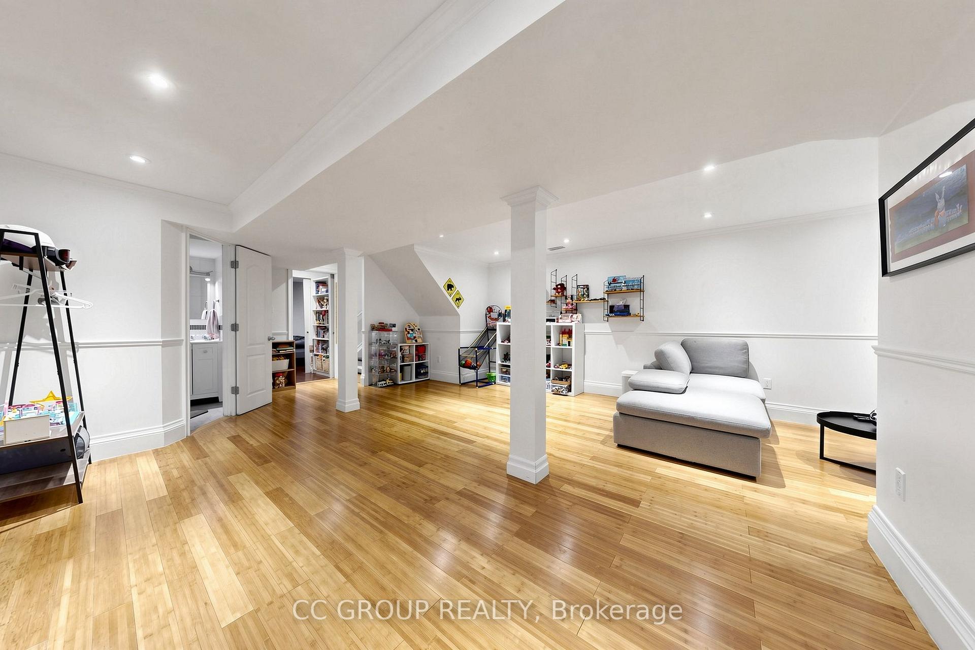 Photo 30 of 34 Glendennan Avenue, Markham, Cornell — HOMEH