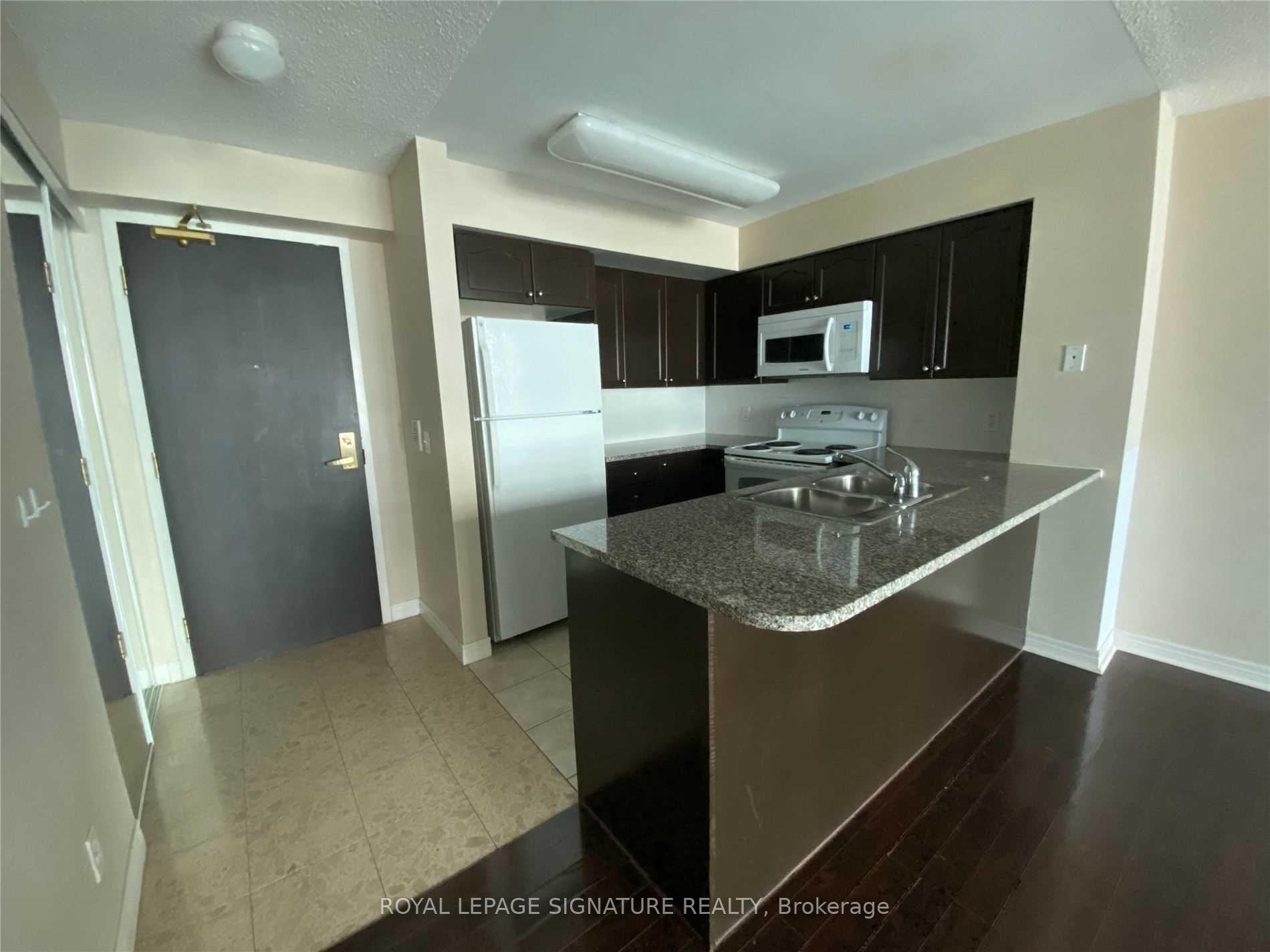 Photo 2 of Unit 1503, 51 Lower Simcoe Street, Toronto, Waterfront Communities — HOMEH