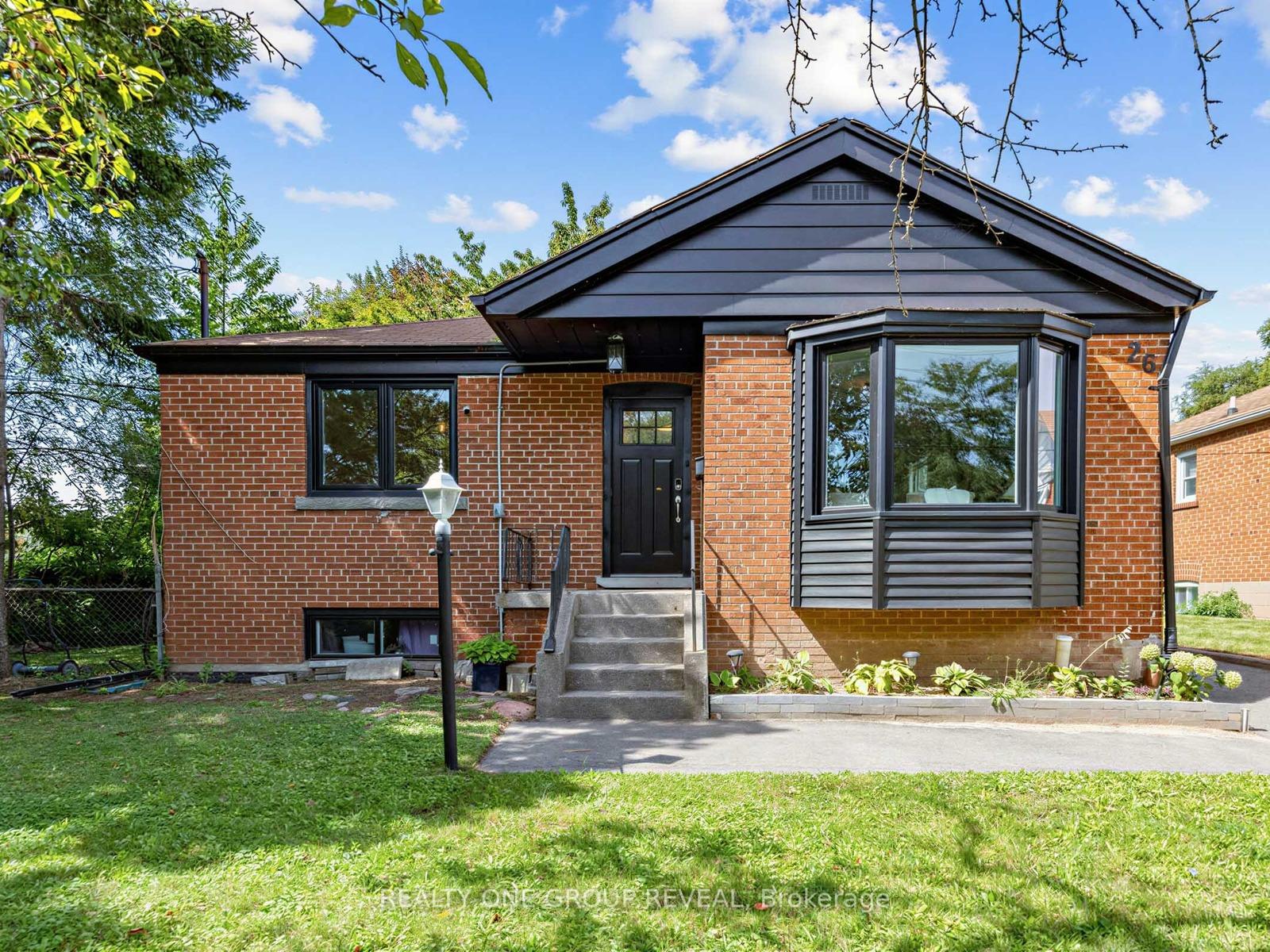 Photo 1 of 26 Glen Everest Road, Scarborough, Birchcliffe-Cliffside — HOMEH