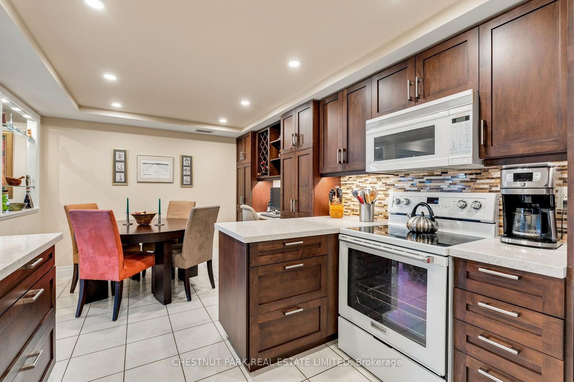 Photo 17 of Unit 713, 89 Skymark Drive, North York, Hillcrest Village — HOMEH
