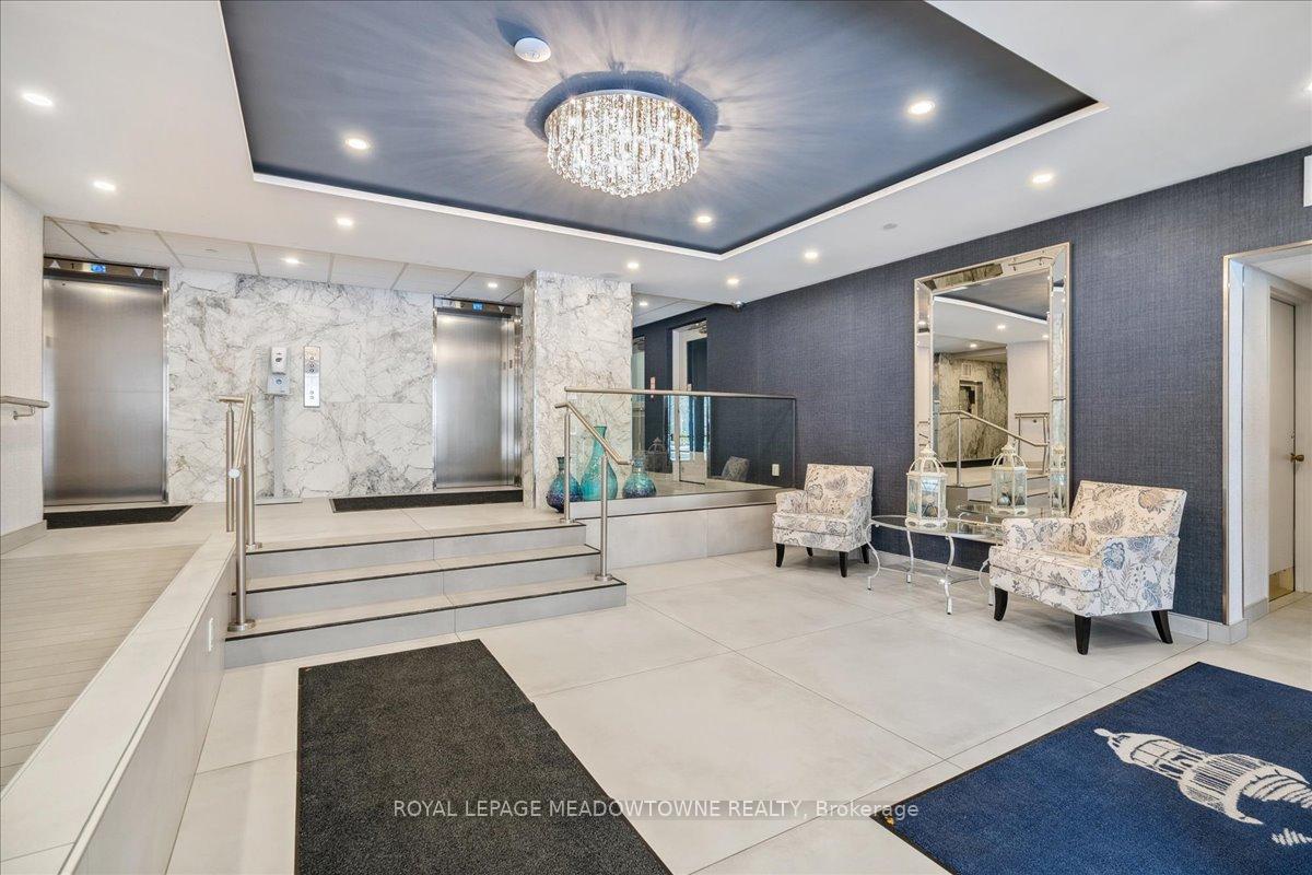 Photo 4 of Unit 1601, 2263 Marine Drive, Oakville, Bronte — HOMEH