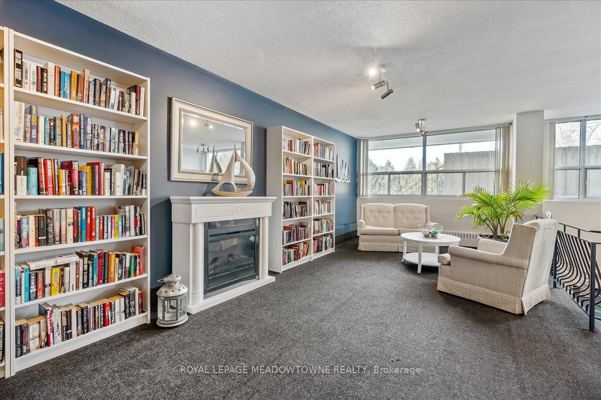 Photo 25 of Unit 1601, 2263 Marine Drive, Oakville, Bronte — HOMEH