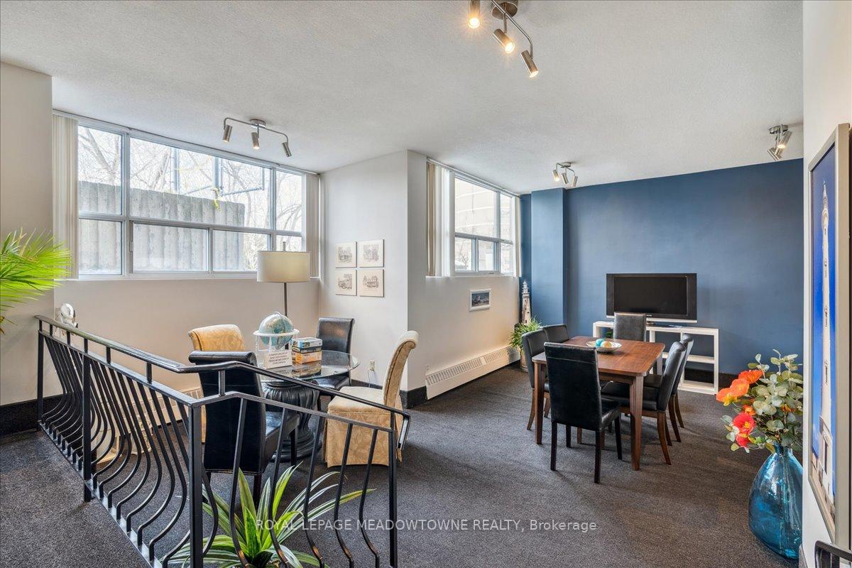 Photo 26 of Unit 1601, 2263 Marine Drive, Oakville, Bronte — HOMEH
