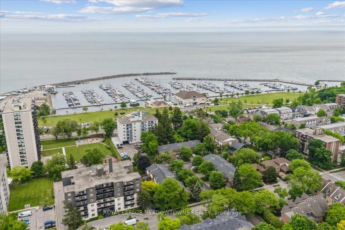 Photo 29 of Unit 1601, 2263 Marine Drive, Oakville, Bronte — HOMEH