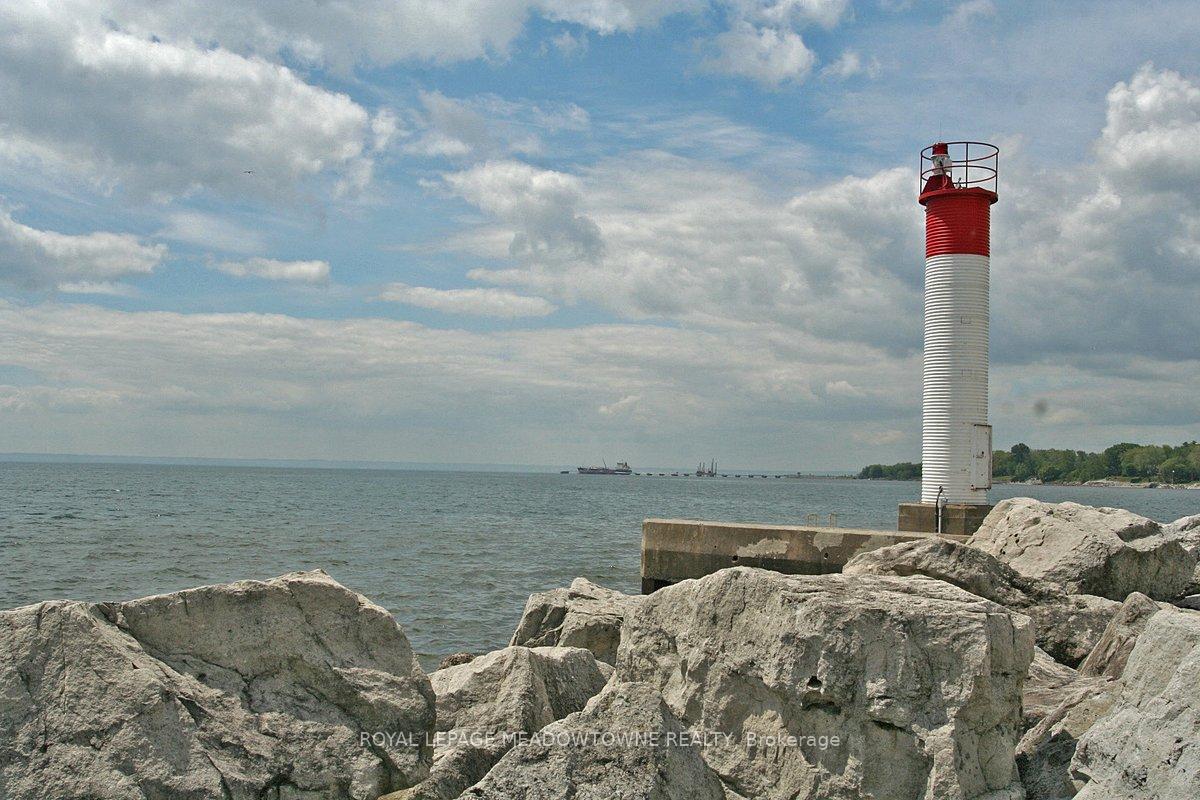 Photo 32 of Unit 1601, 2263 Marine Drive, Oakville, Bronte — HOMEH