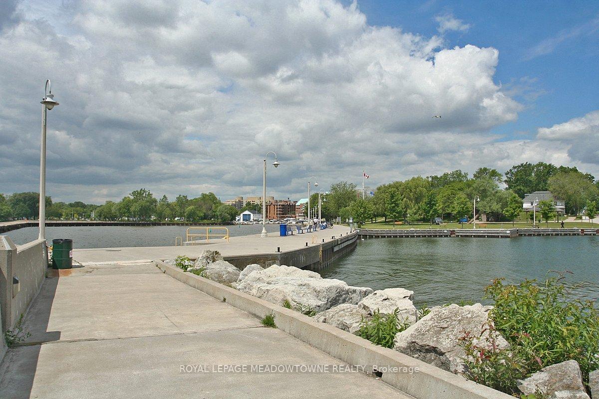 Photo 33 of Unit 1601, 2263 Marine Drive, Oakville, Bronte — HOMEH