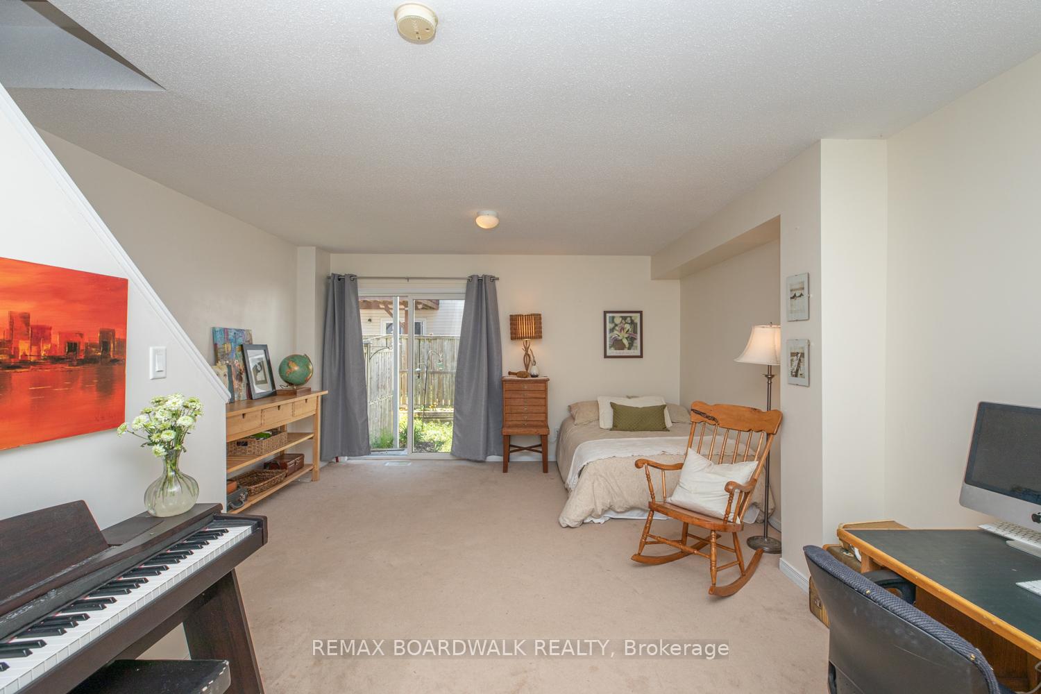 Photo 30 of 112 Wharhol Private, Ottawa, Westcliffe Estates — HOMEH