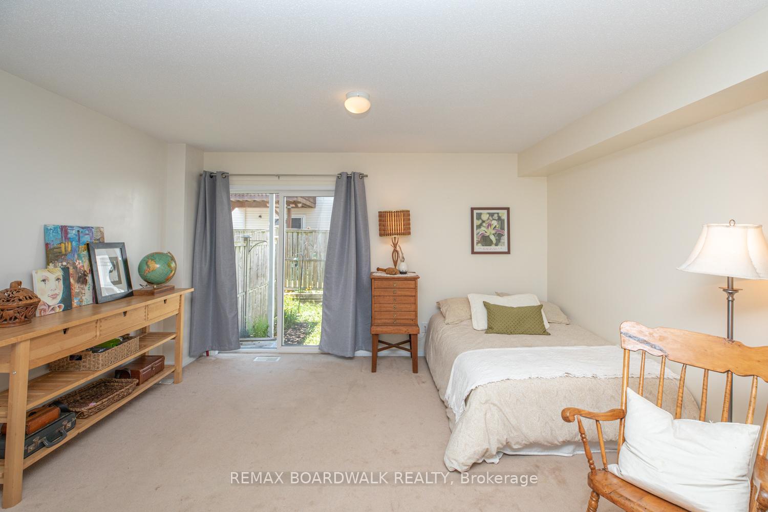 Photo 31 of 112 Wharhol Private, Ottawa, Westcliffe Estates — HOMEH