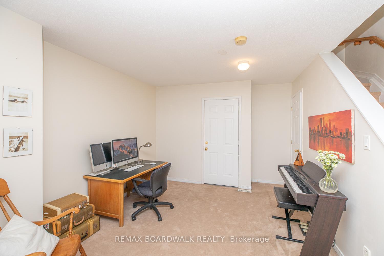 Photo 33 of 112 Wharhol Private, Ottawa, Westcliffe Estates — HOMEH