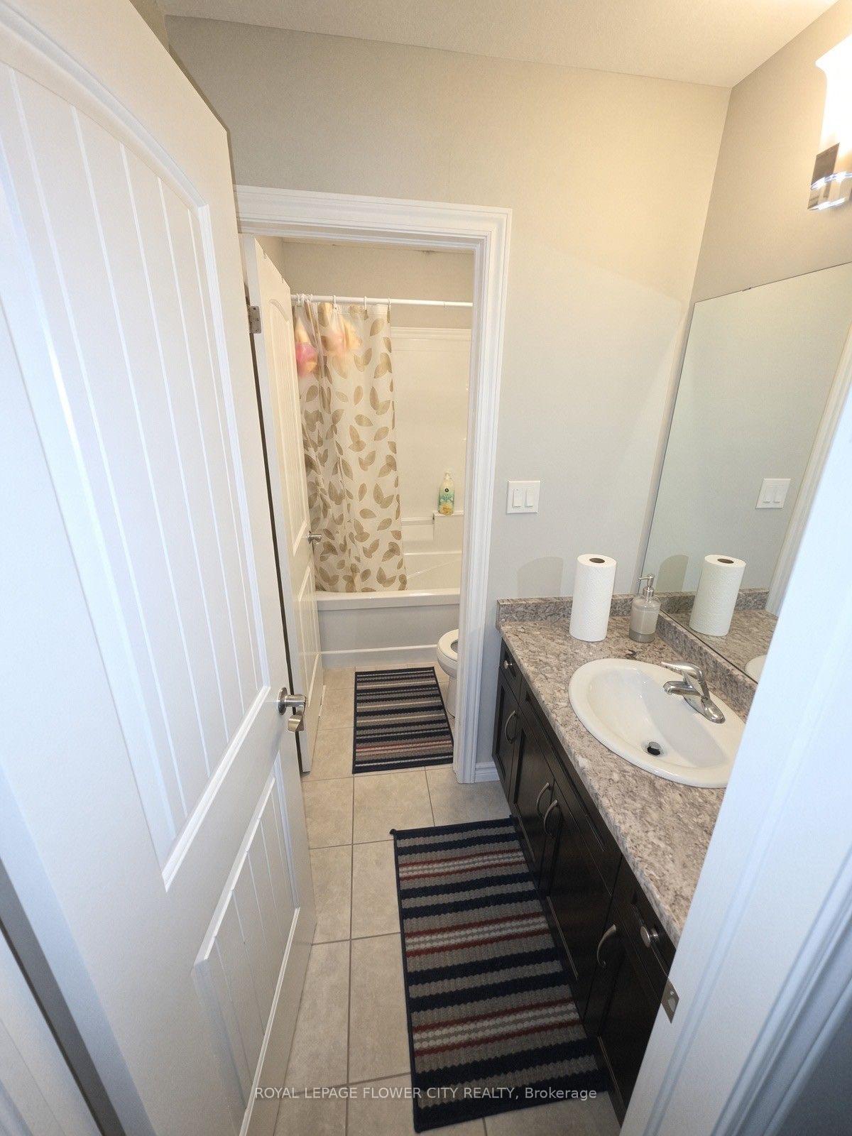 Photo 13 of Unit Upper level, 412 Sophia Crescent, London, North I — HOMEH