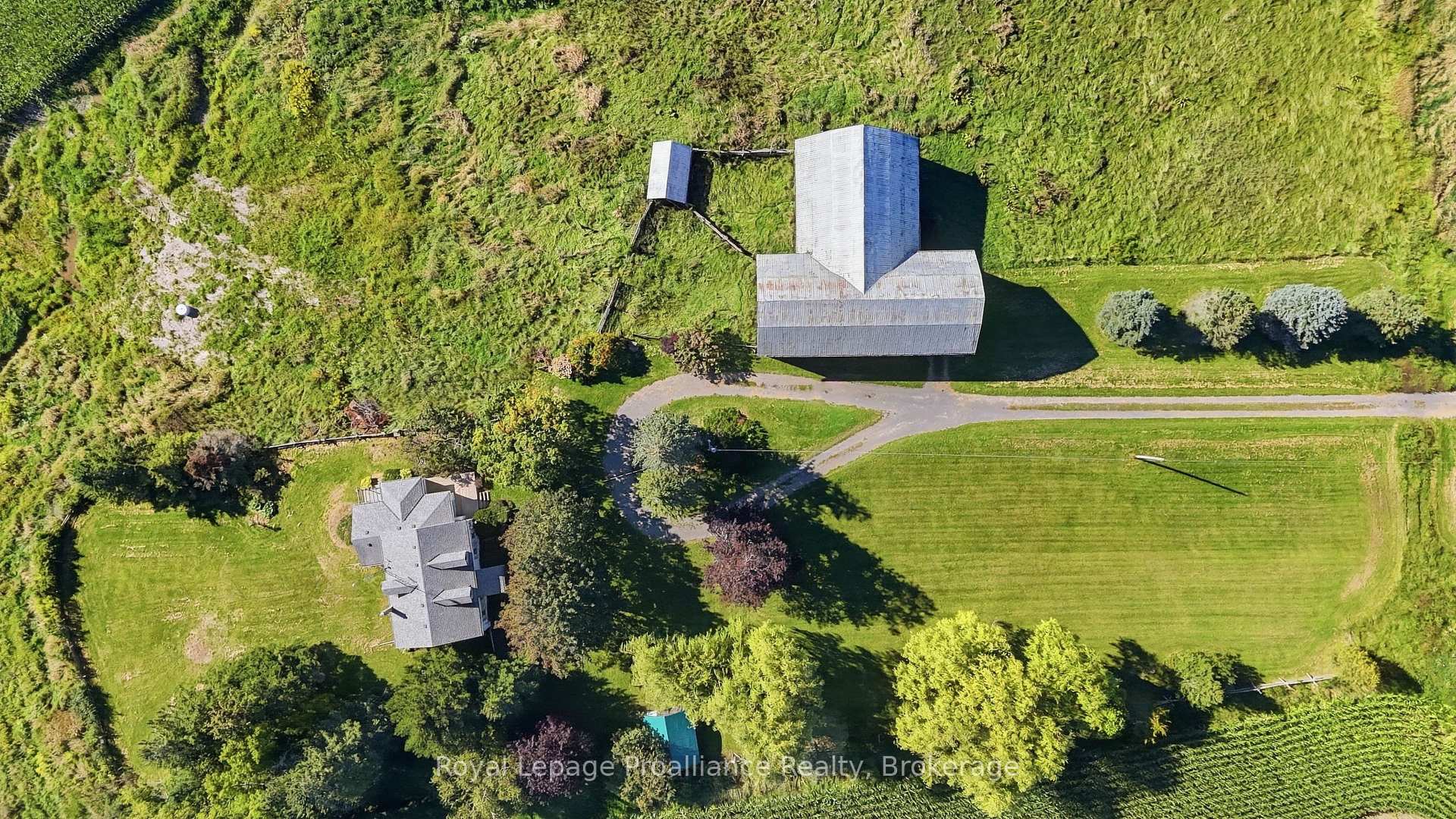 Photo 42 of 661 County Road 10, Prince Edward County, Picton — HOMEH
