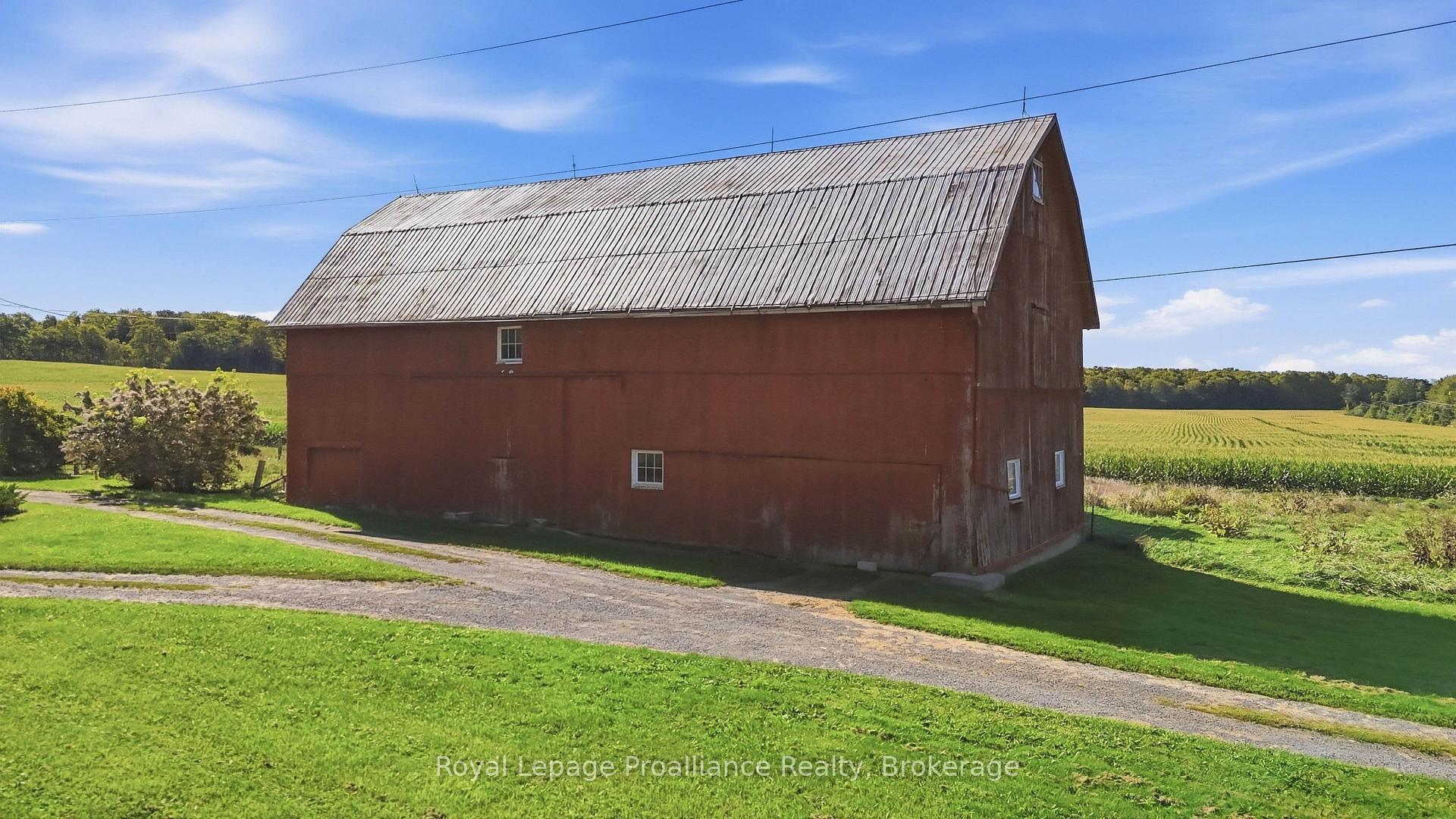 Photo 44 of 661 County Road 10, Prince Edward County, Picton — HOMEH