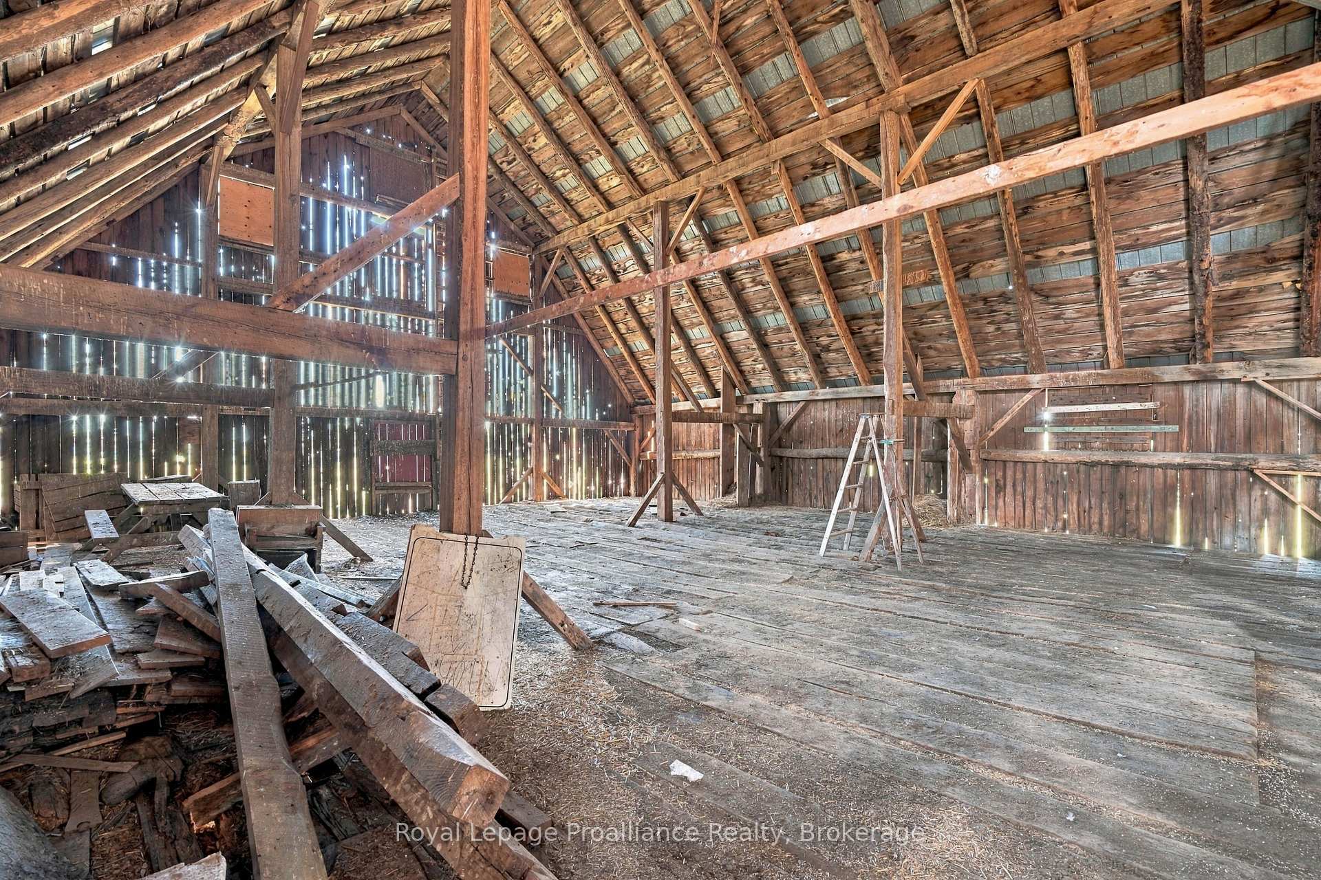 Photo 47 of 661 County Road 10, Prince Edward County, Picton — HOMEH