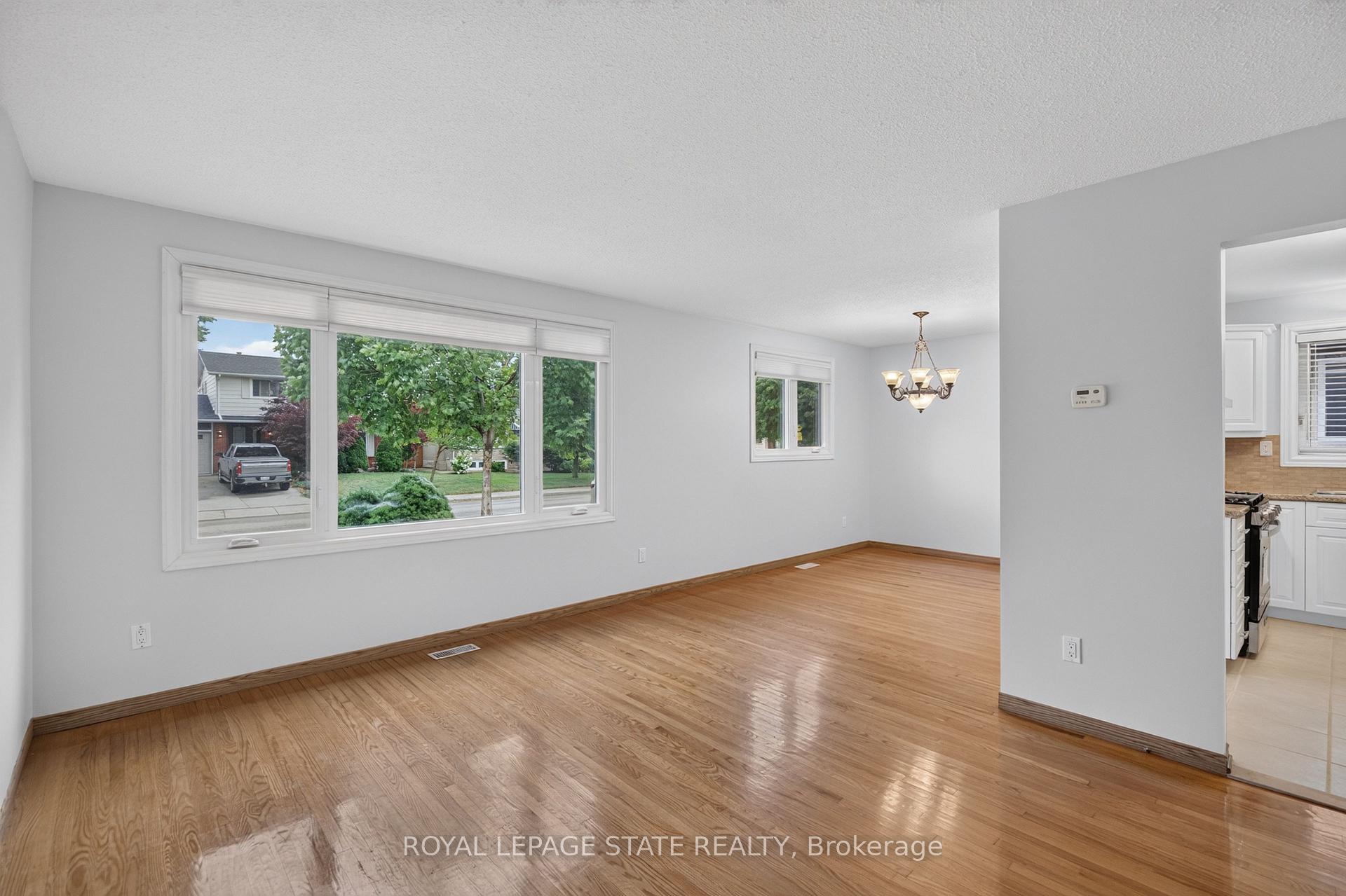 Photo 5 of 41 Darlington Drive, Hamilton, Gilbert — HOMEH