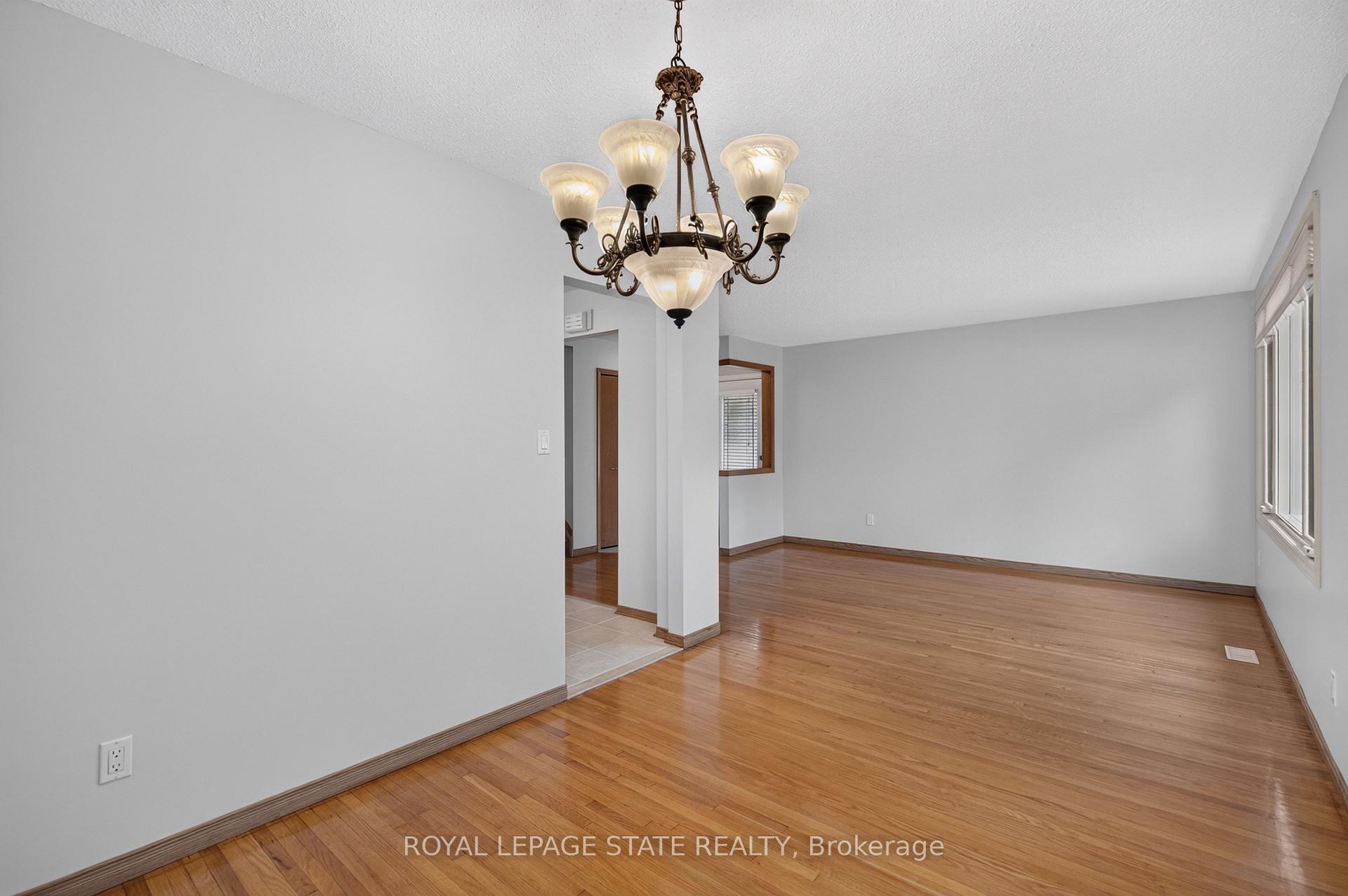 Photo 10 of 41 Darlington Drive, Hamilton, Gilbert — HOMEH