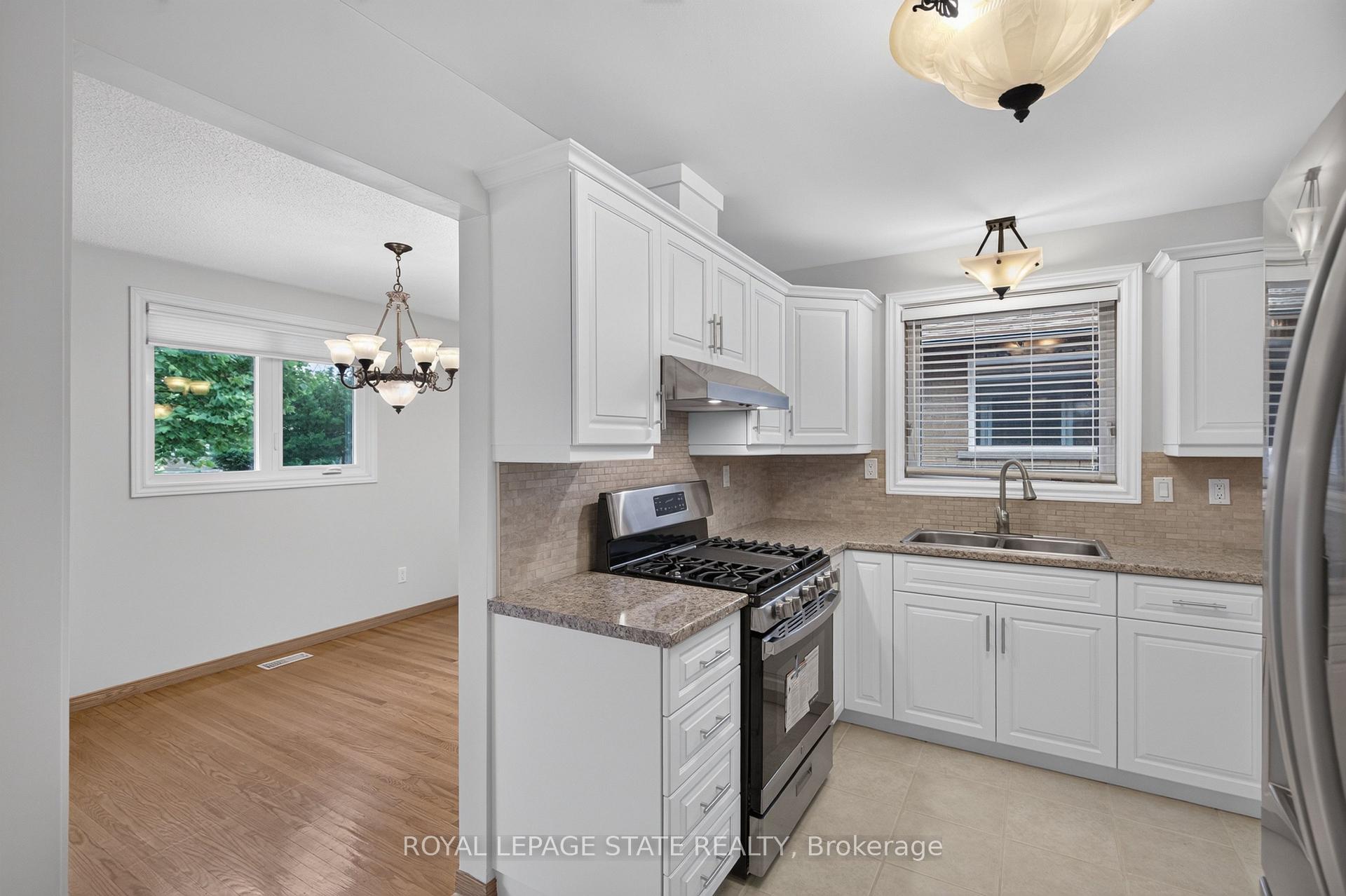 Photo 14 of 41 Darlington Drive, Hamilton, Gilbert — HOMEH