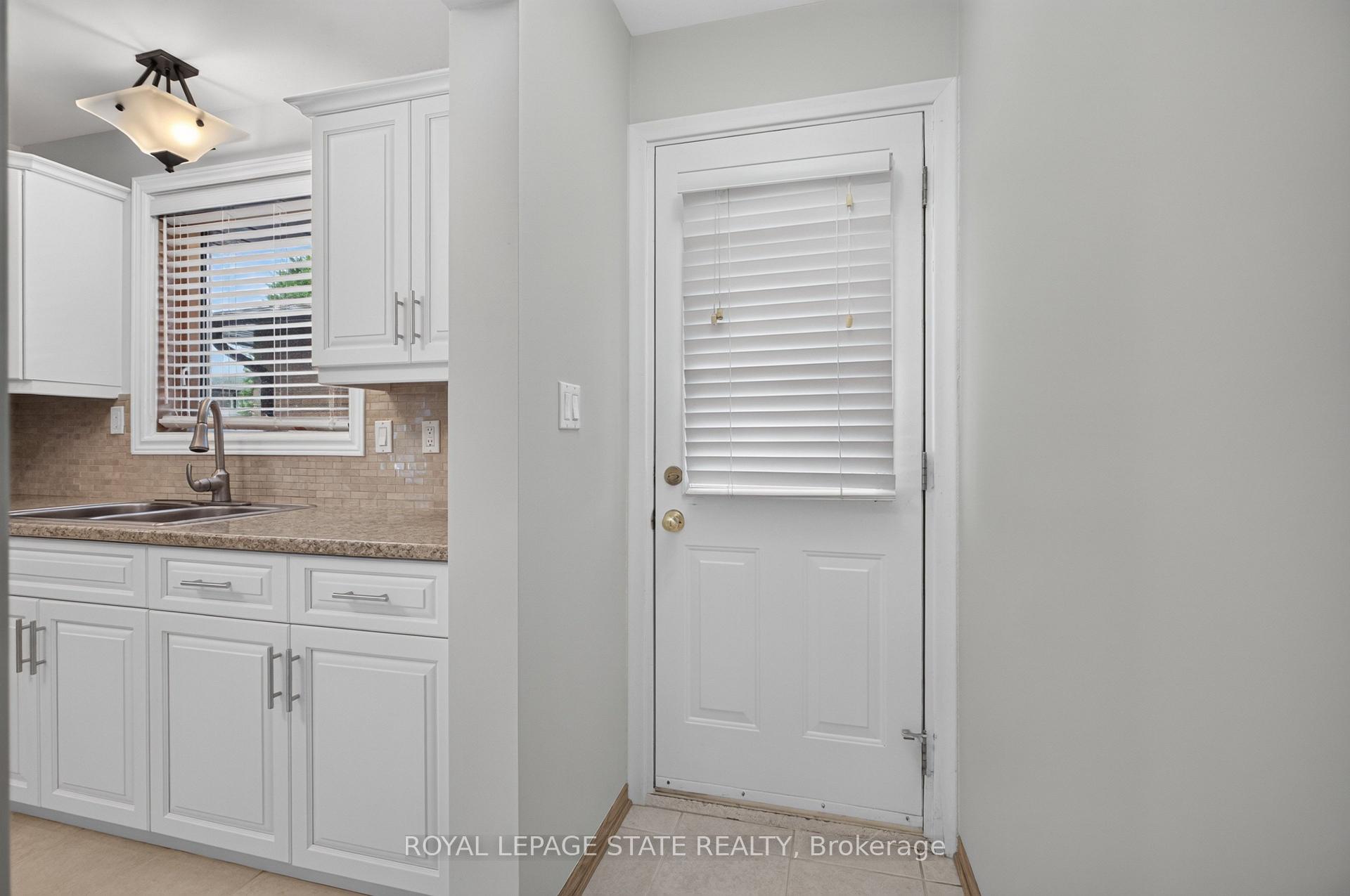 Photo 19 of 41 Darlington Drive, Hamilton, Gilbert — HOMEH