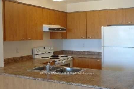 Photo 4 of Unit 807, 330 Red Maple Road, Richmond Hill, Langstaff — HOMEH