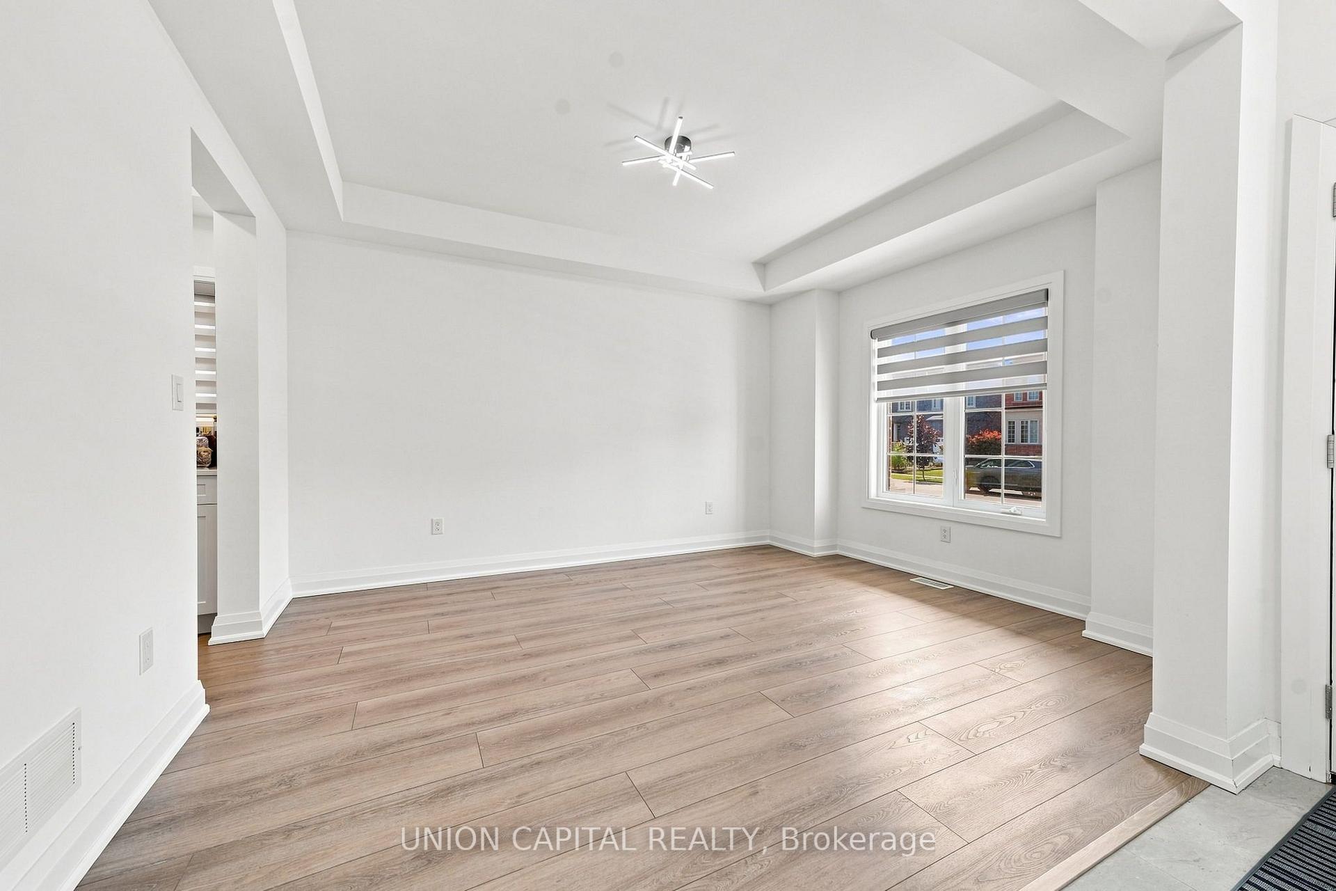 Photo 9 of 9352 Emerald Avenue, Niagara Falls, Lyons Creek — HOMEH