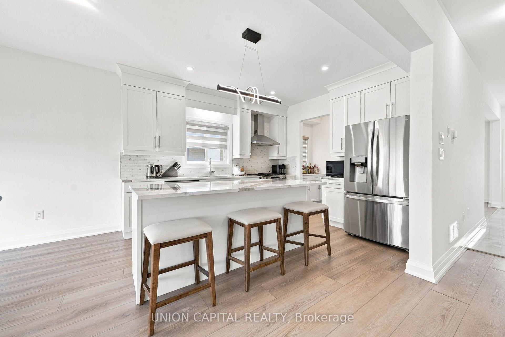 Photo 12 of 9352 Emerald Avenue, Niagara Falls, Lyons Creek — HOMEH