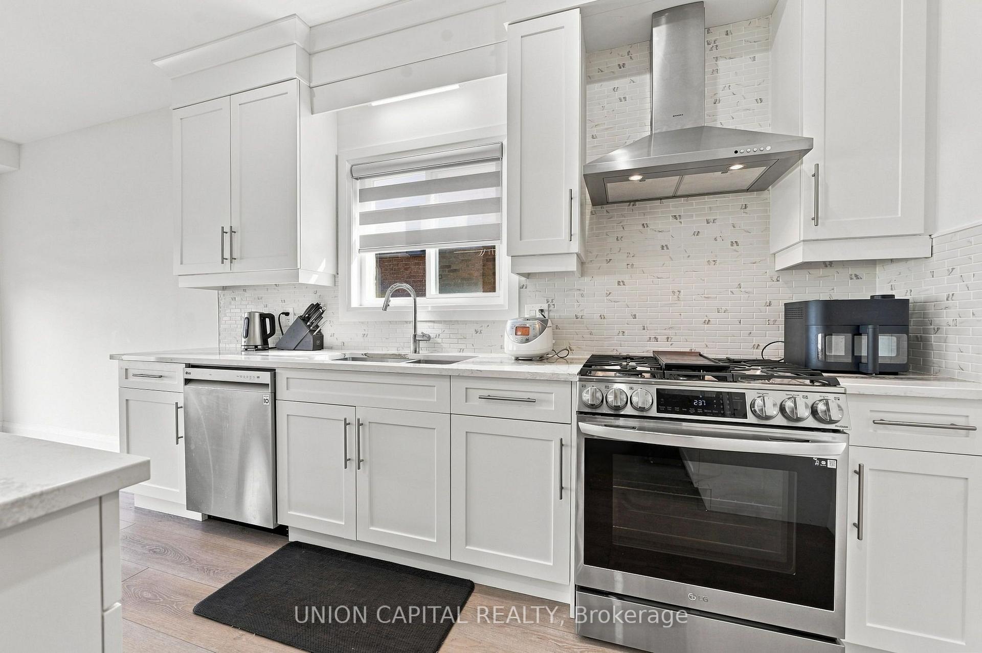 Photo 15 of 9352 Emerald Avenue, Niagara Falls, Lyons Creek — HOMEH