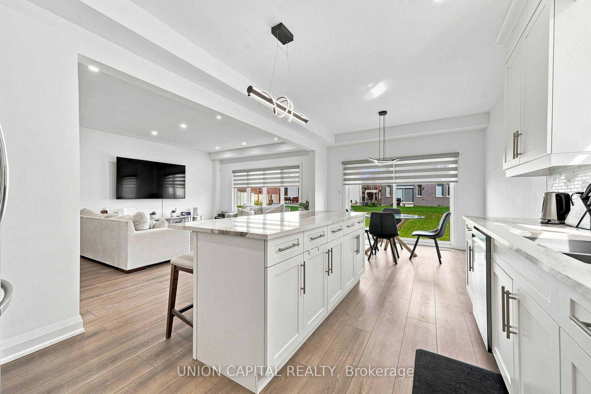 Photo 17 of 9352 Emerald Avenue, Niagara Falls, Lyons Creek — HOMEH
