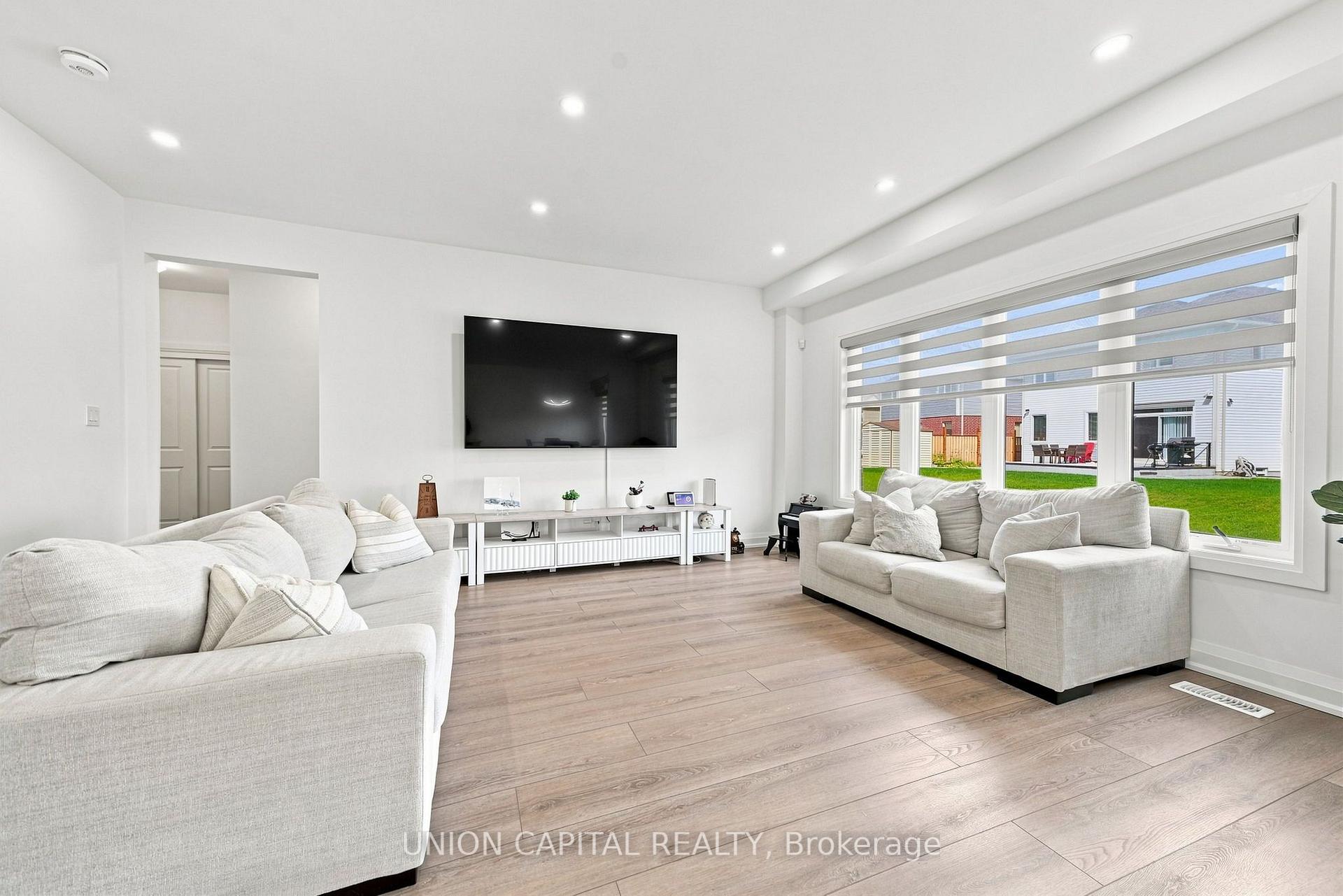 Photo 21 of 9352 Emerald Avenue, Niagara Falls, Lyons Creek — HOMEH
