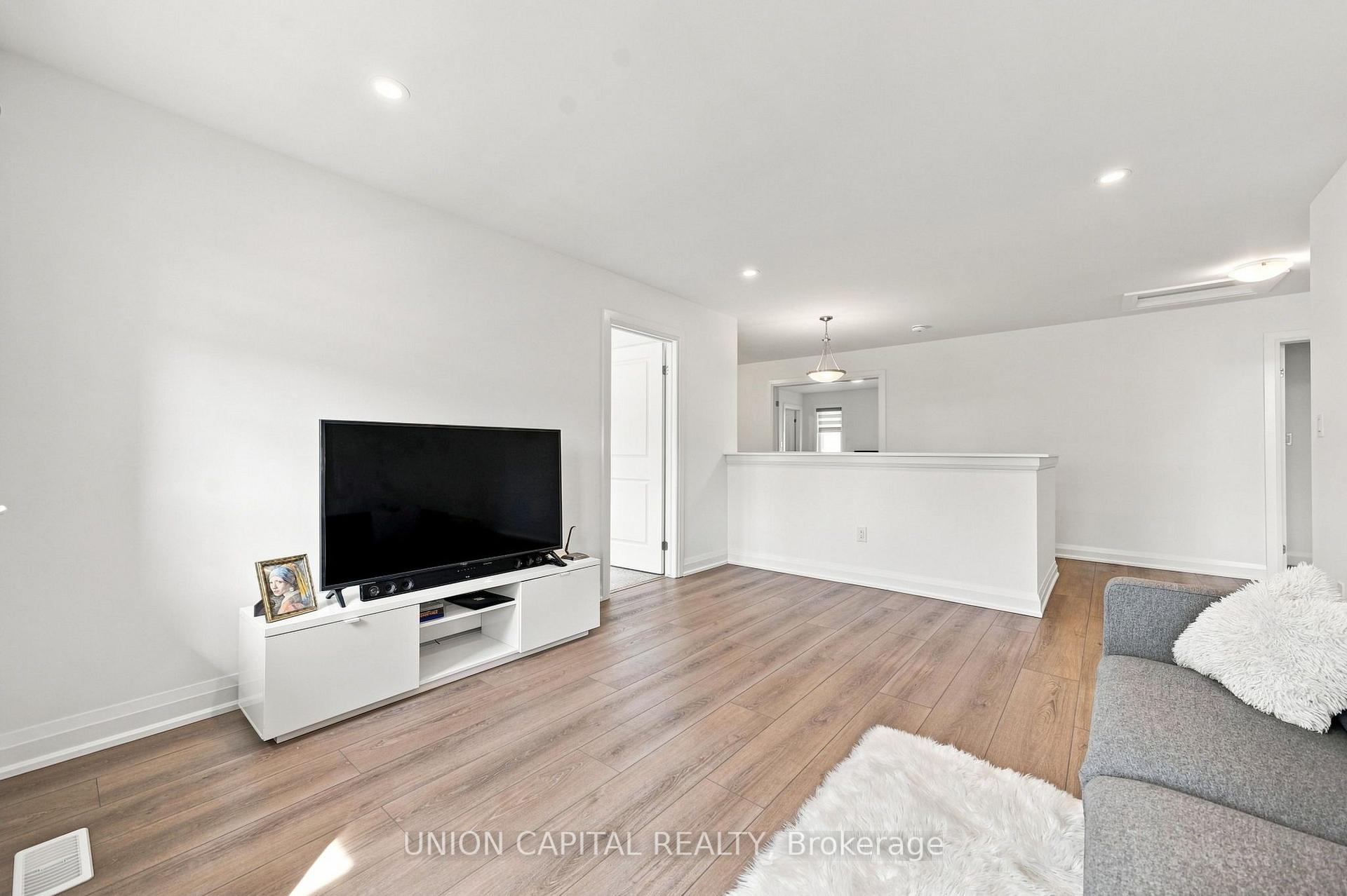Photo 29 of 9352 Emerald Avenue, Niagara Falls, Lyons Creek — HOMEH