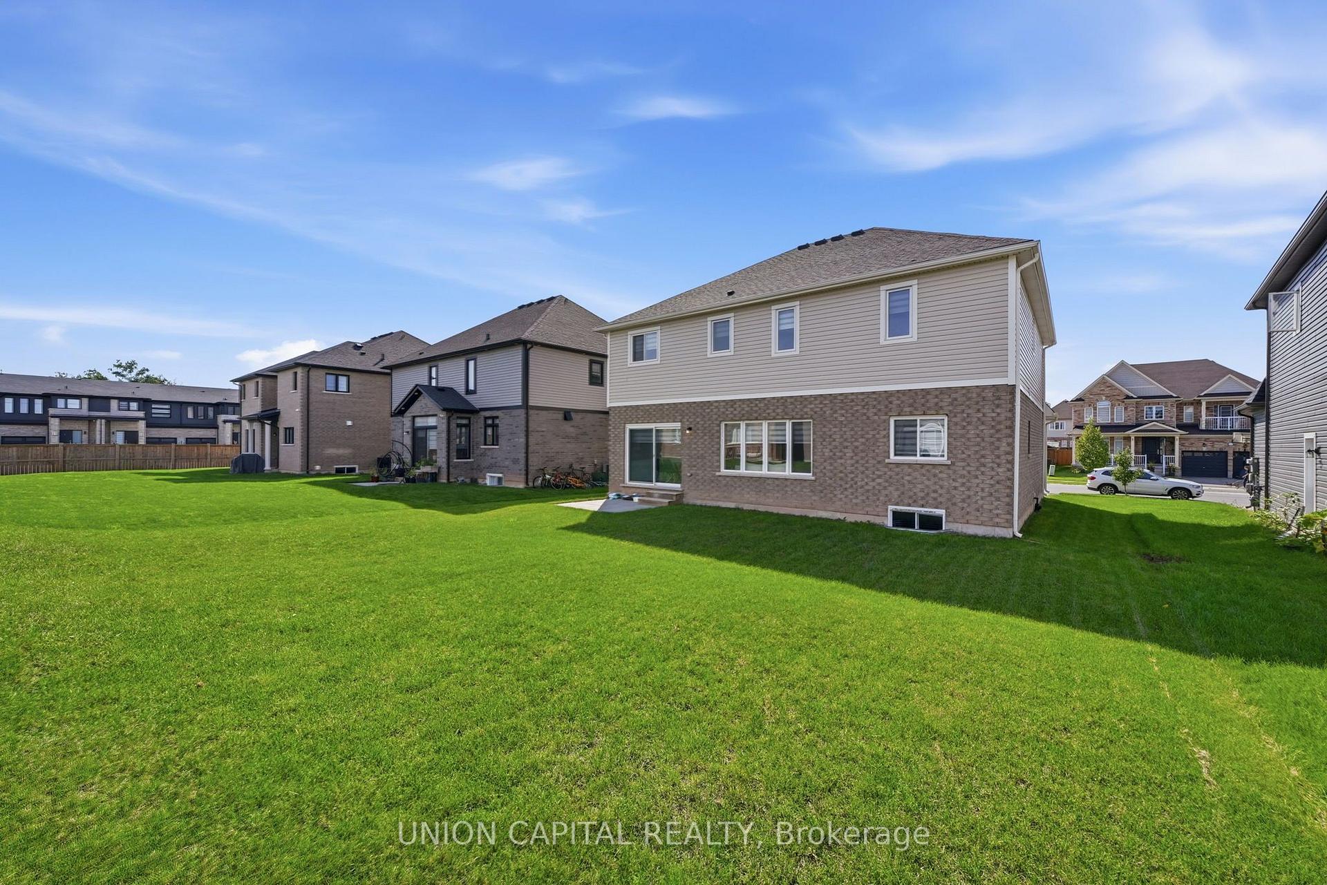Photo 48 of 9352 Emerald Avenue, Niagara Falls, Lyons Creek — HOMEH