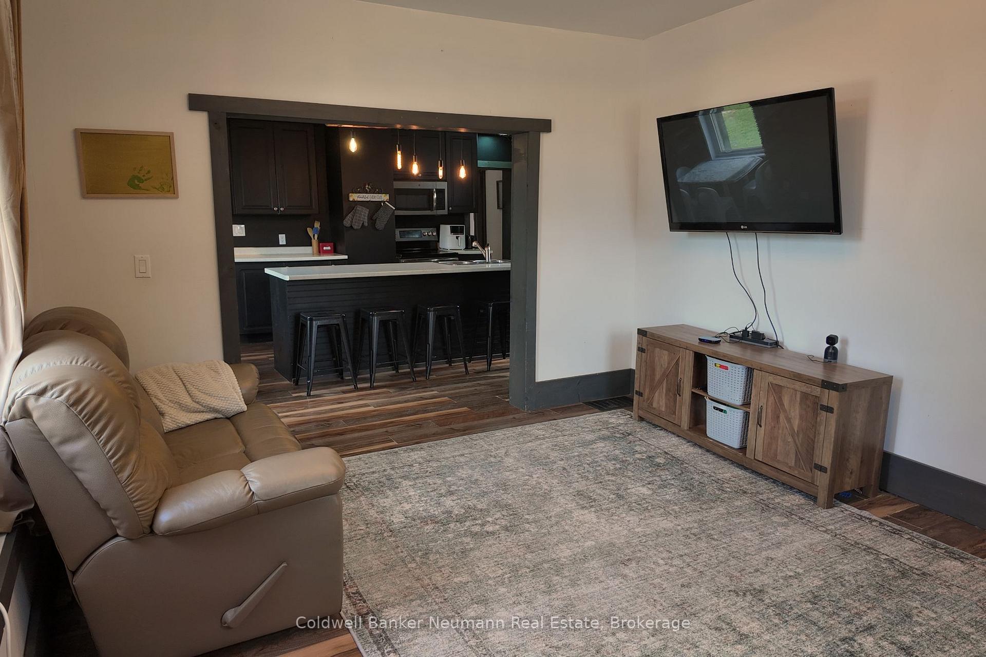 Photo 16 of 2056 Mill Street E, Howick — HOMEH
