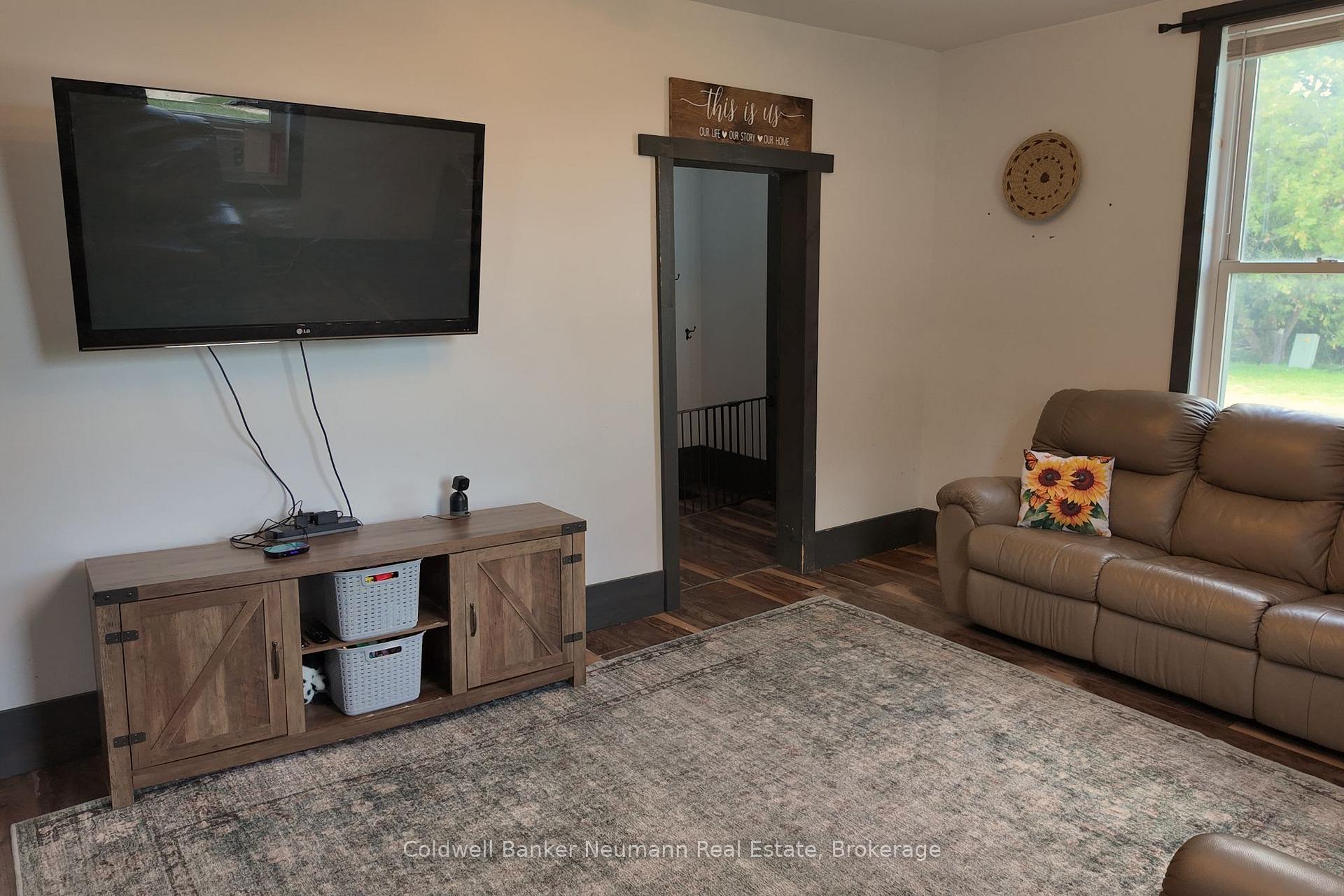 Photo 17 of 2056 Mill Street E, Howick — HOMEH