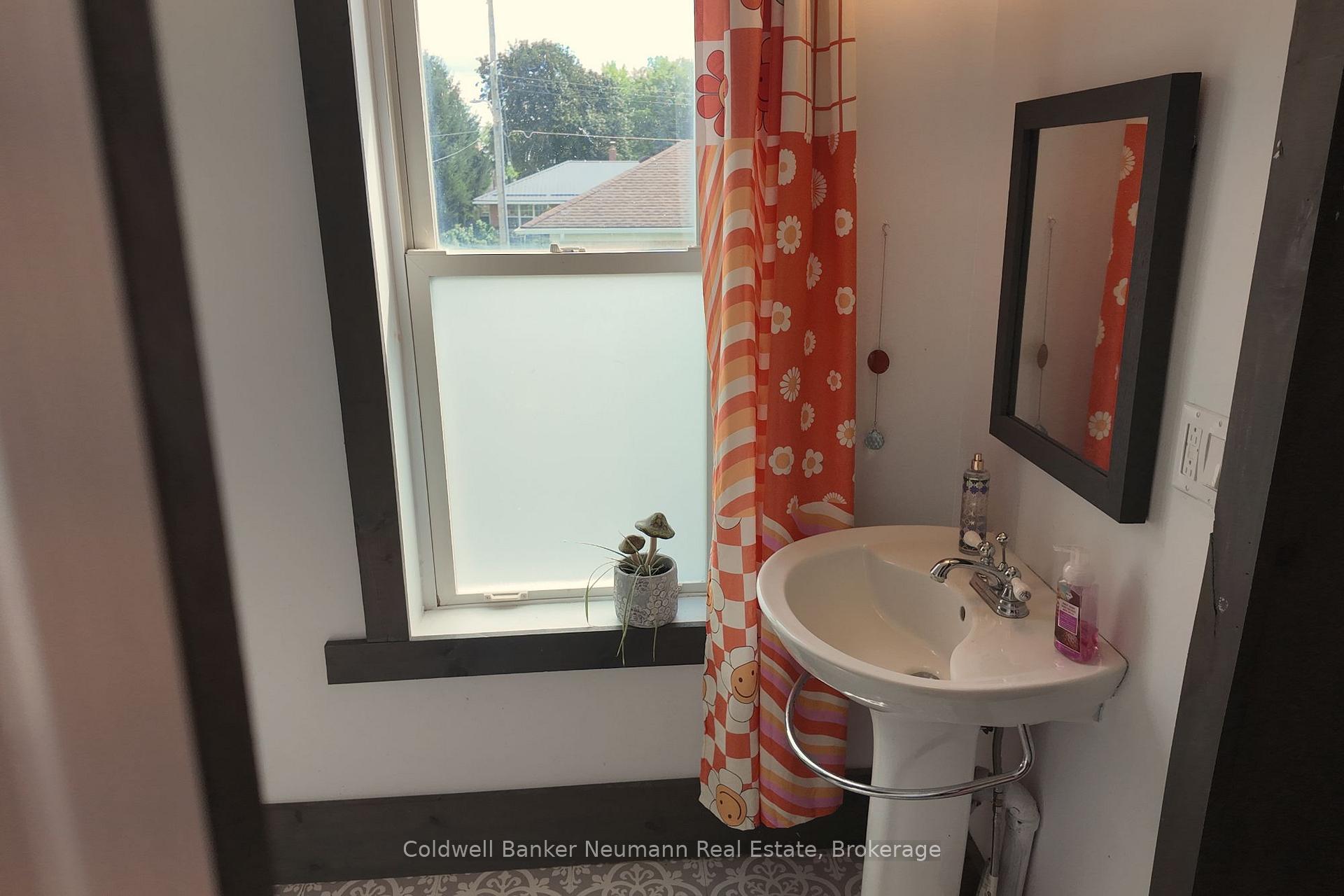Photo 26 of 2056 Mill Street E, Howick — HOMEH