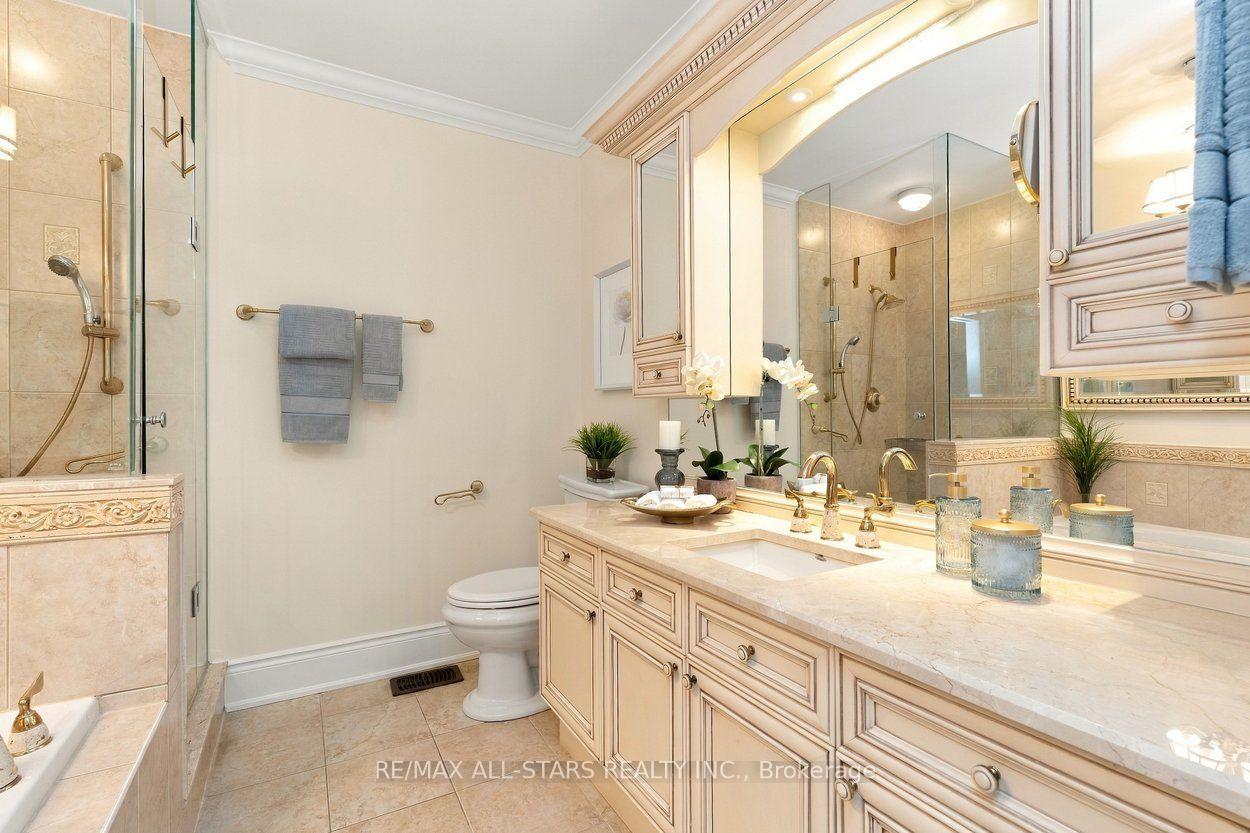 Photo 39 of 111 Lakeside Vista Way, Markham, Greensborough — HOMEH