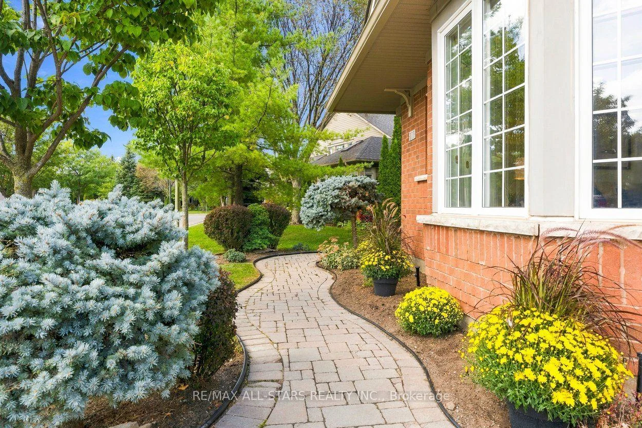 Photo 8 of 111 Lakeside Vista Way, Markham, Greensborough — HOMEH