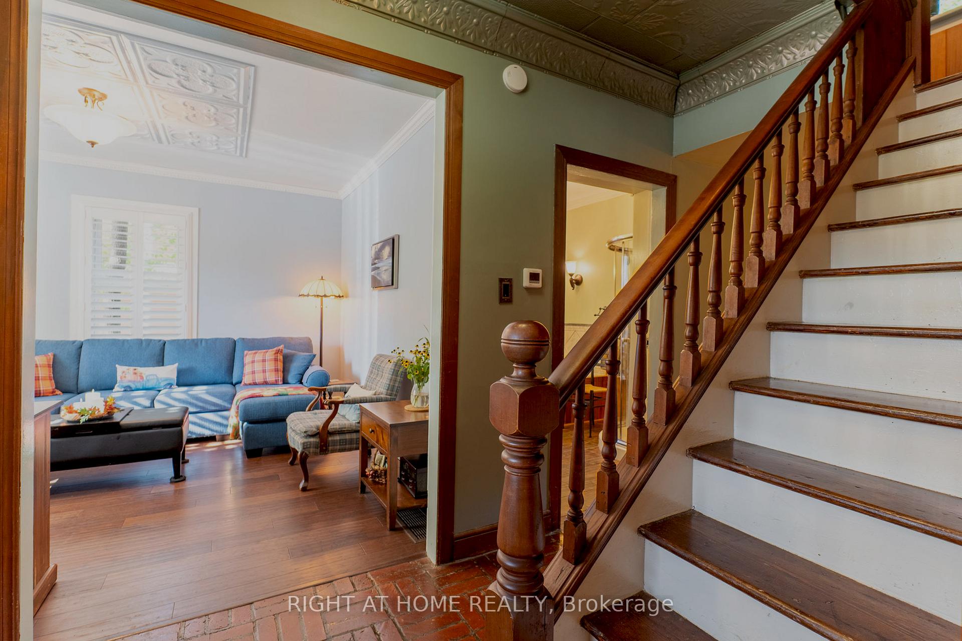 Photo 5 of 220 Barrie Street, Essa, Thornton — HOMEH