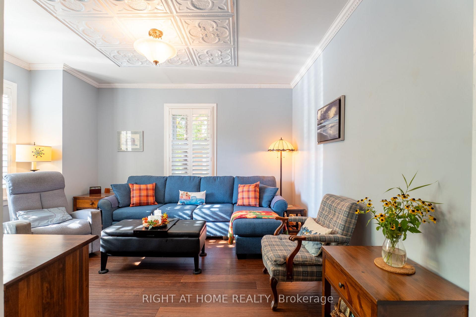 Photo 6 of 220 Barrie Street, Essa, Thornton — HOMEH