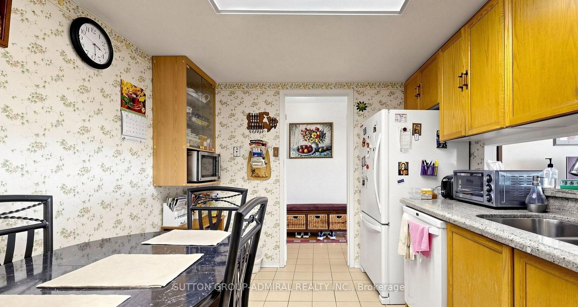 Photo 8 of Unit 818, 2 Raymerville Drive, Markham, Raymerville — HOMEH